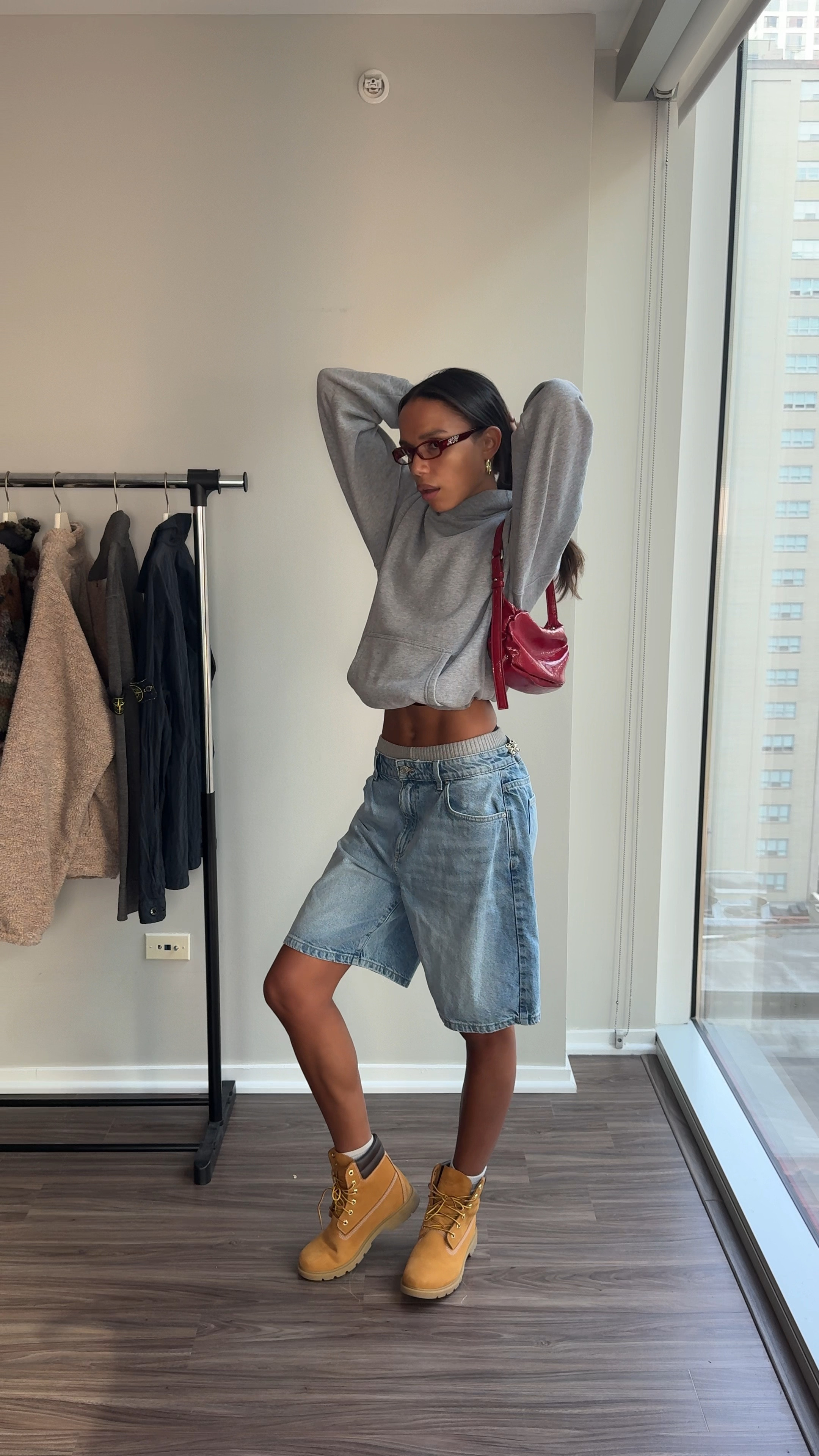 All products linked are exact 🫶🏽
Glasses: Lexxola 
Bag: Zara 