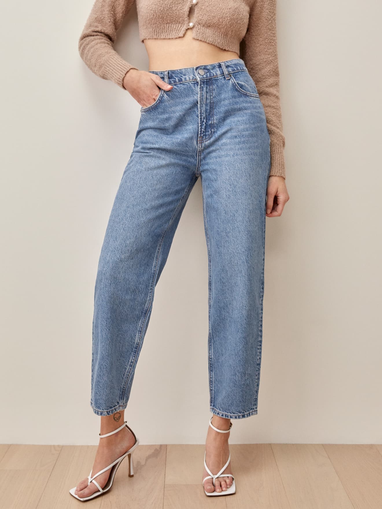 Kris High Rise Relaxed Curve Jeans | Reformation (US & AU)