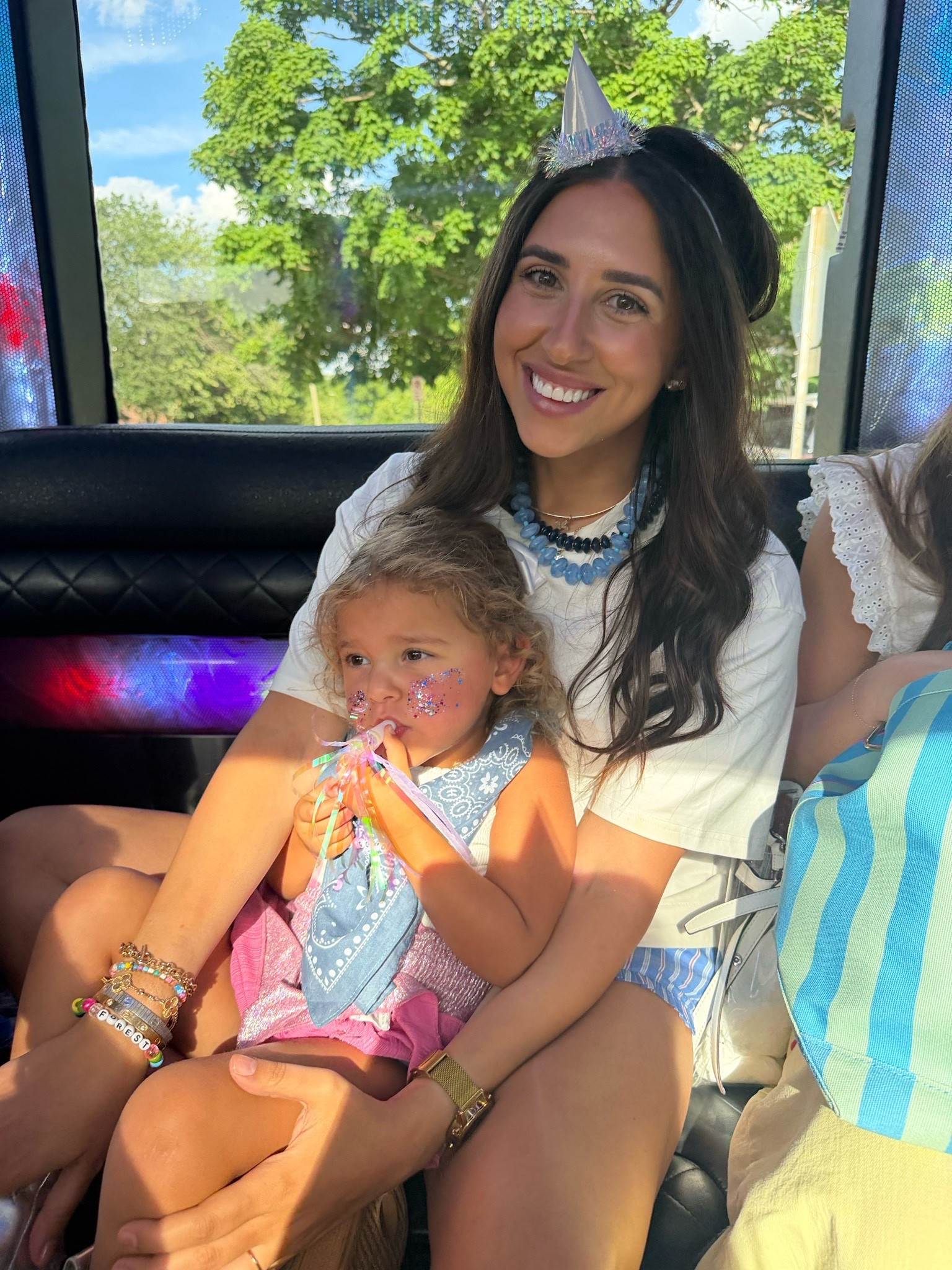 Forest Frank with my girl🤍

Dressupbuttercup.com #dressupbuttercup #dederaad

#LTKootd #LTKmomlife #LTKSeasonal