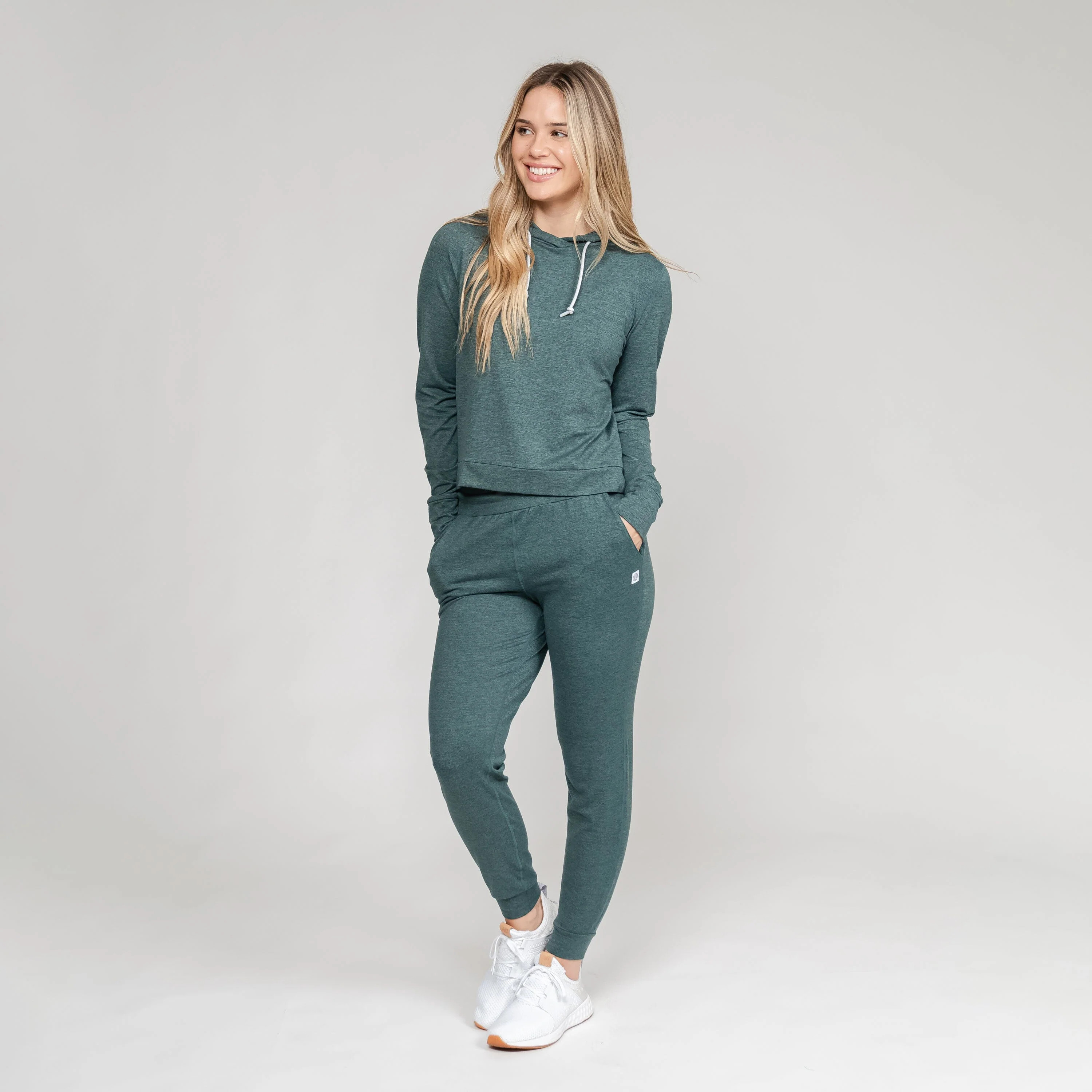 Tempo Performance Hoodie - Heather Ponderosa Green | Rhoback | RHOBACK