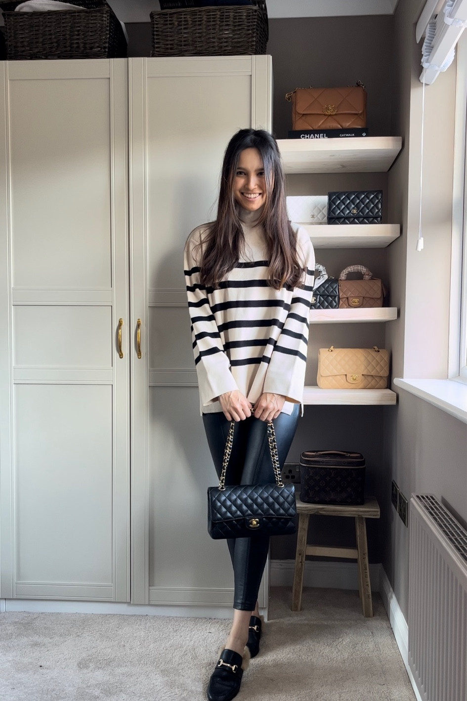My new H&M jumper in action! Styled with leather leggings and my fluffy slide on loafers 🥰

#LTKshoecrush #LTKFind #LTKstyletip