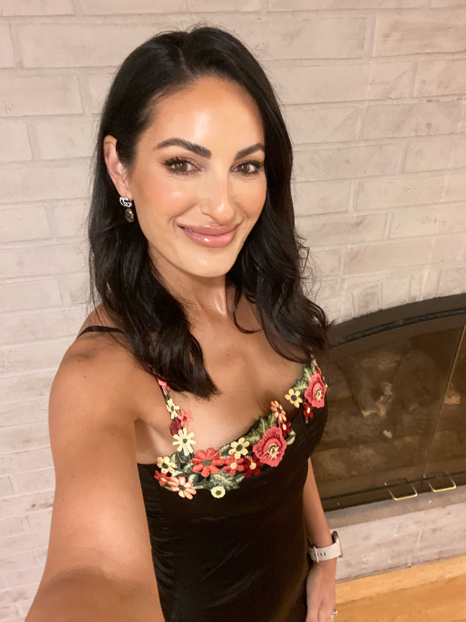 Here are some going out essentials! (A few staples for this face, a $13 dress and gorgeous earrings) Most importantly 😂I am OBSESSED with this foundation from YSL. I’m oily and this lasts ALLLLL day, feels weightless and is gorgeous on the skin. I’m wearing the shade MW3. 💛💛💛

#LTKparties #LTKSeasonal #LTKbeauty