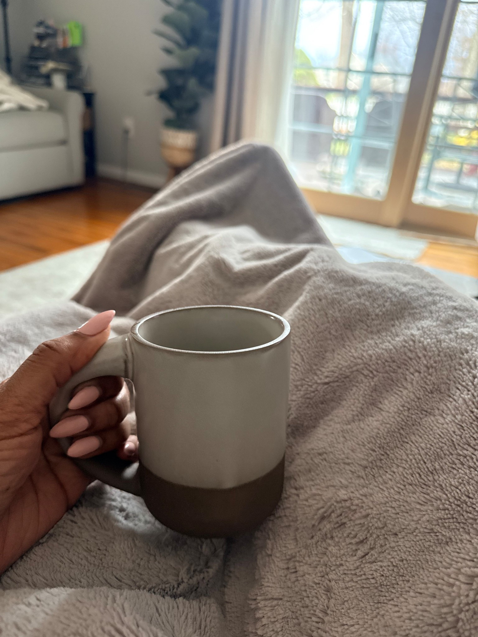 My favorite coffee mugs! Great quality + so aesthetic! 


Home decor, coffee mugs, kitchen essentials 

#LTKvlog #LTKHome #LTKSeasonal