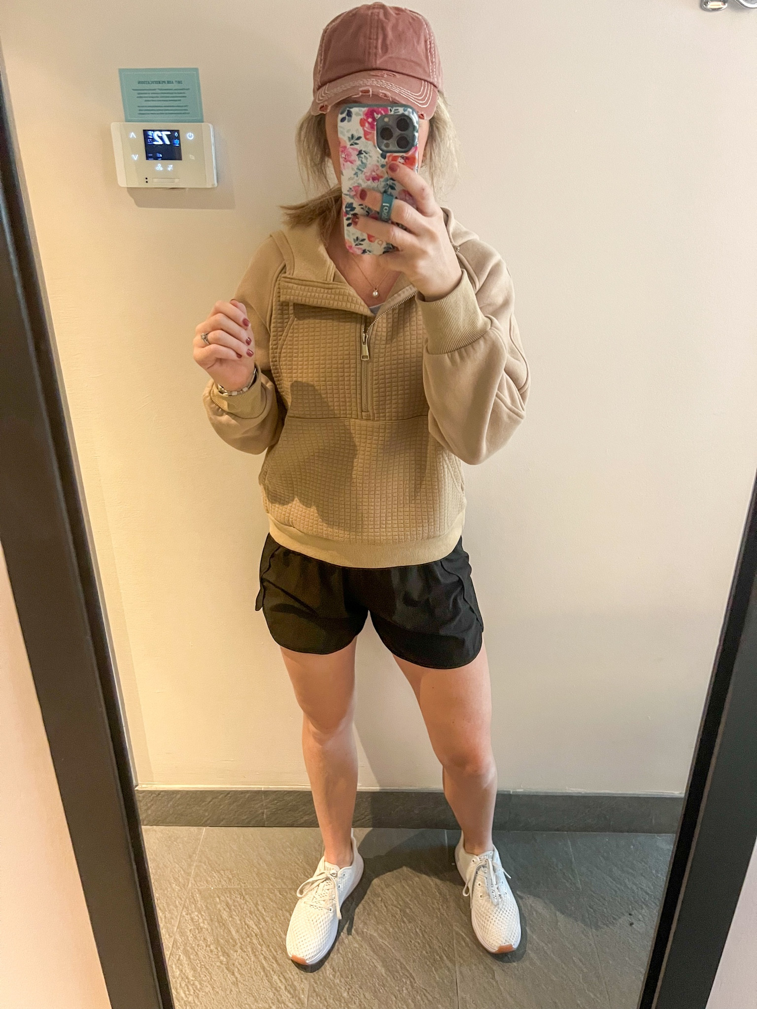 Excursion Casual Outfit 

#LTKfitness #LTKtravel #LTKsalealert