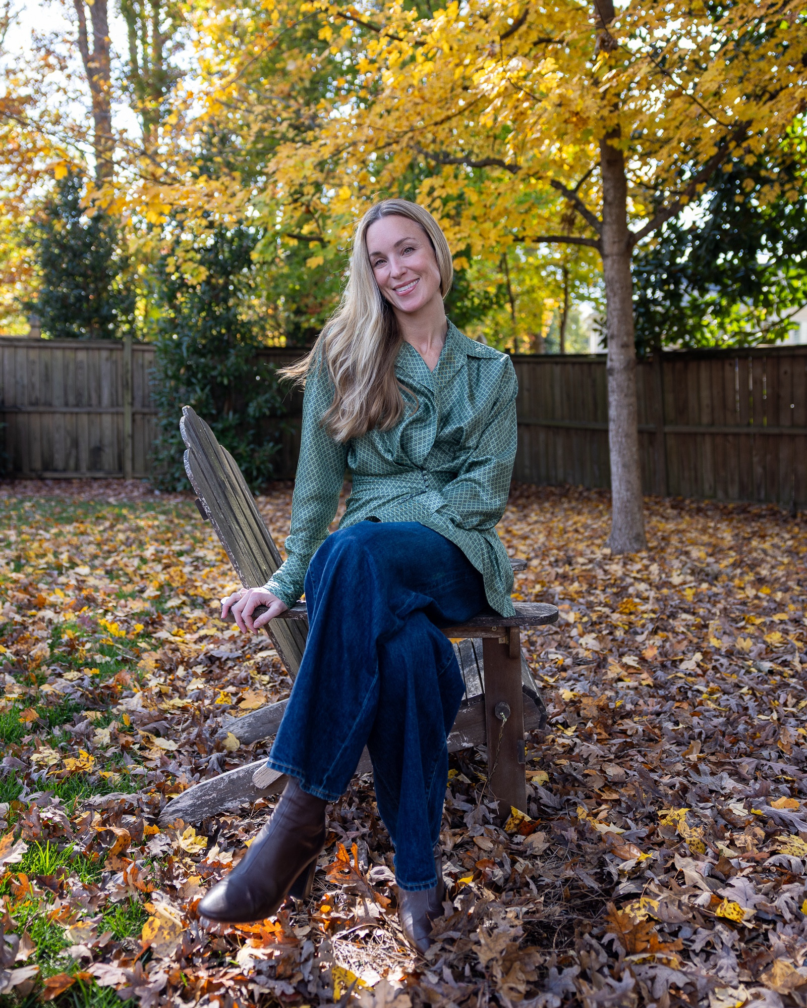 Top is sold out (it’s Dries—similar linked), jeans are the Dancer by TWP and so comfortable (TTS), boots run TTS. 

Green blouse, holiday outfit, holiday party outfit, Christmas picture outfit

#LTKHoliday #LTKootd #LTKSeasonal