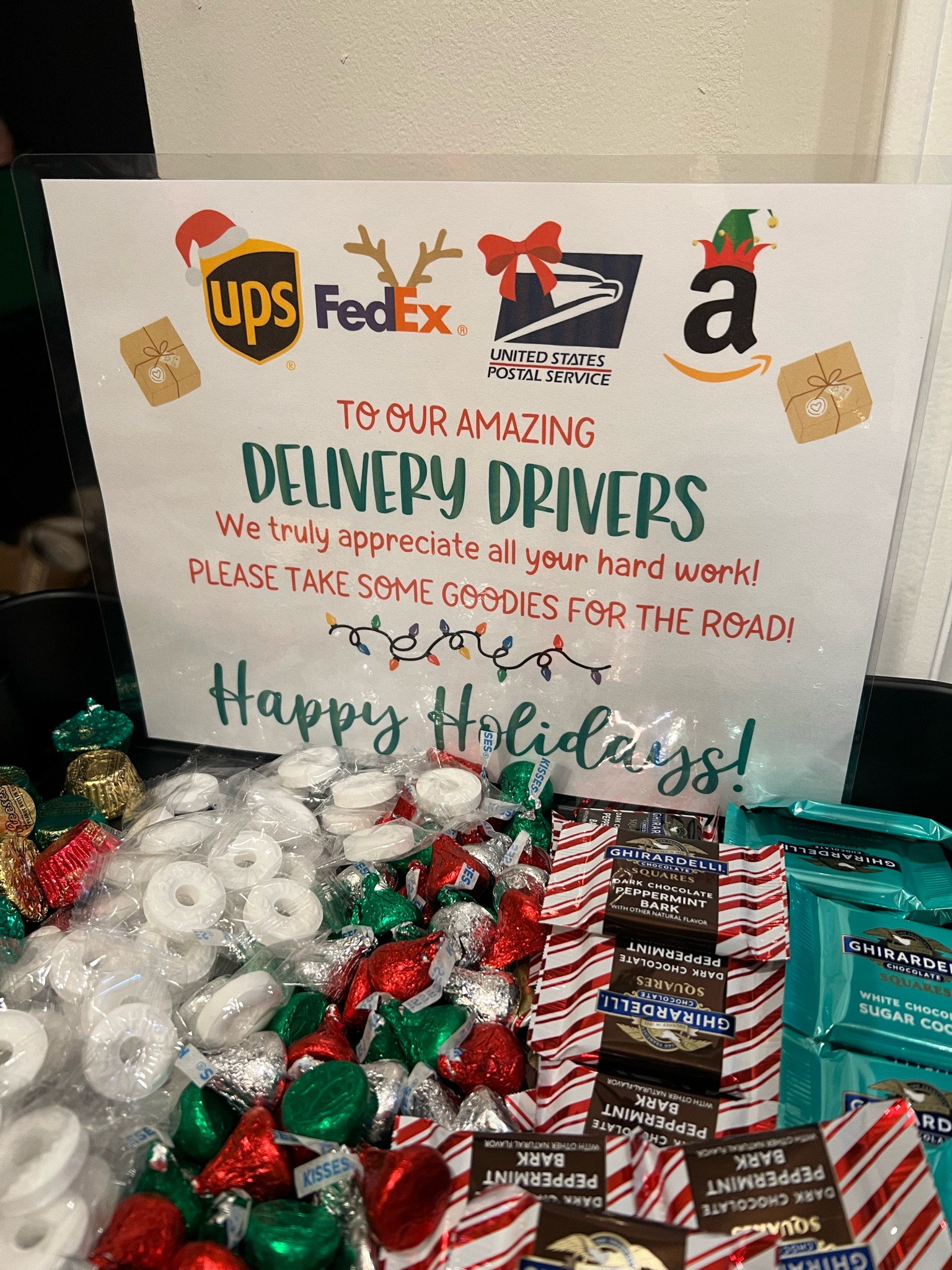 Delivery Driver Thank you station! Loving this sign from Etsy! 