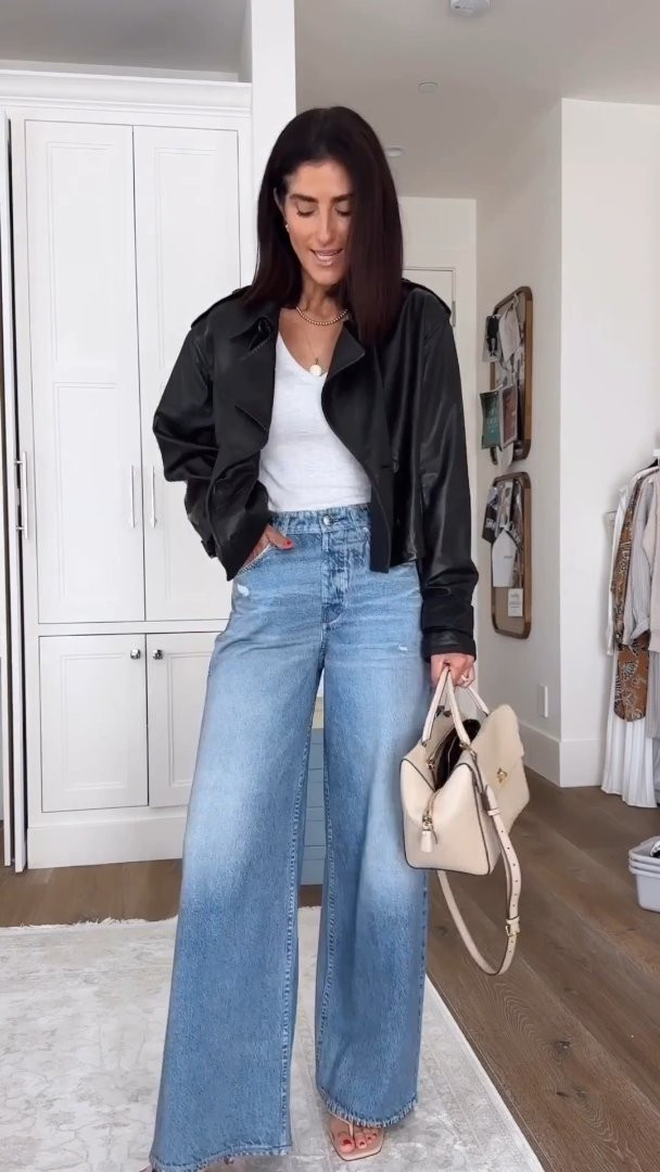 These viral jeans are back in stock! One of the most comfortable pair of jeans that I own ❤️🙌🏼 I’m just shy of 5-7” and wear the size 24, this is the color MINETTA I recommend sizing down one #stylinbyaylin #viraljeans #ragandbone 

 #LTKgrwm #LTKootd #LTKSeasonal