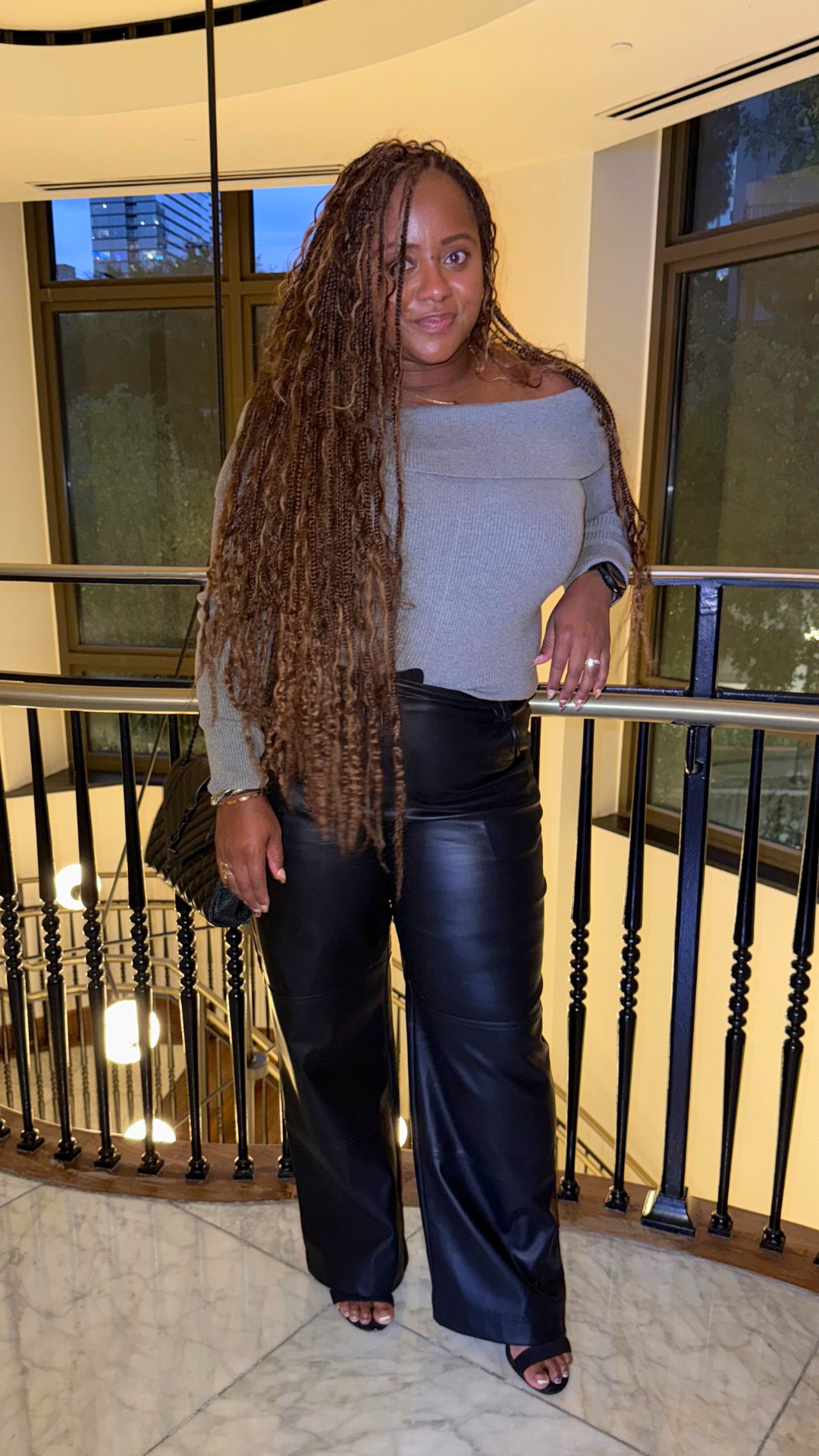  Keeping it simple with an off shoulder knit and leather pants that feel dressed up without trying too hard.

 

#LTKPetite #LTKMidsize #LTKootd