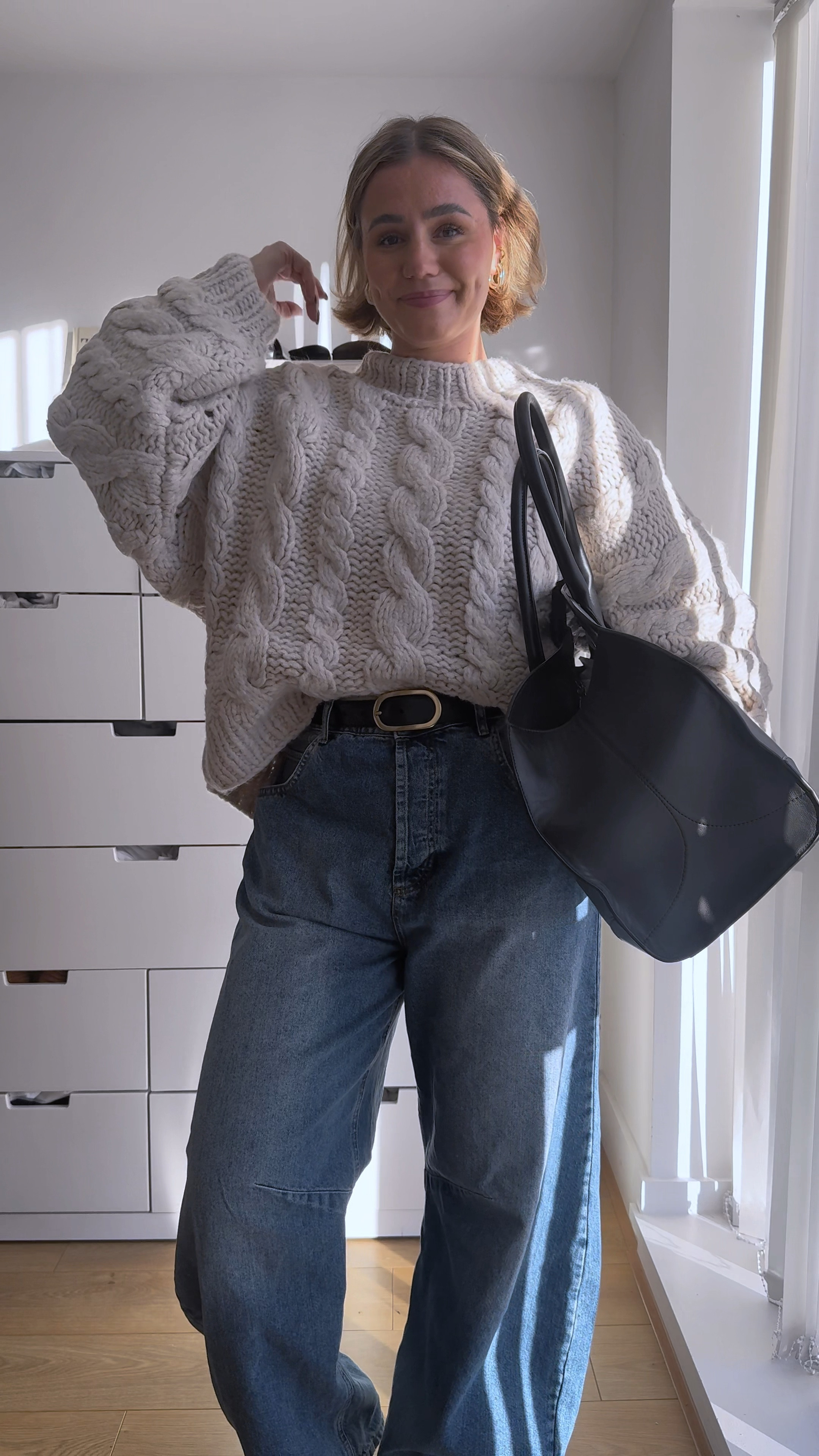 Wearing a large in the jumper and a uk14 in the jeans for reference xx

Winter outfit, winter style, winter look, cosy style, asos, barrel leg jeans 

#LTKwinter #LTKmidsize #LTKuk