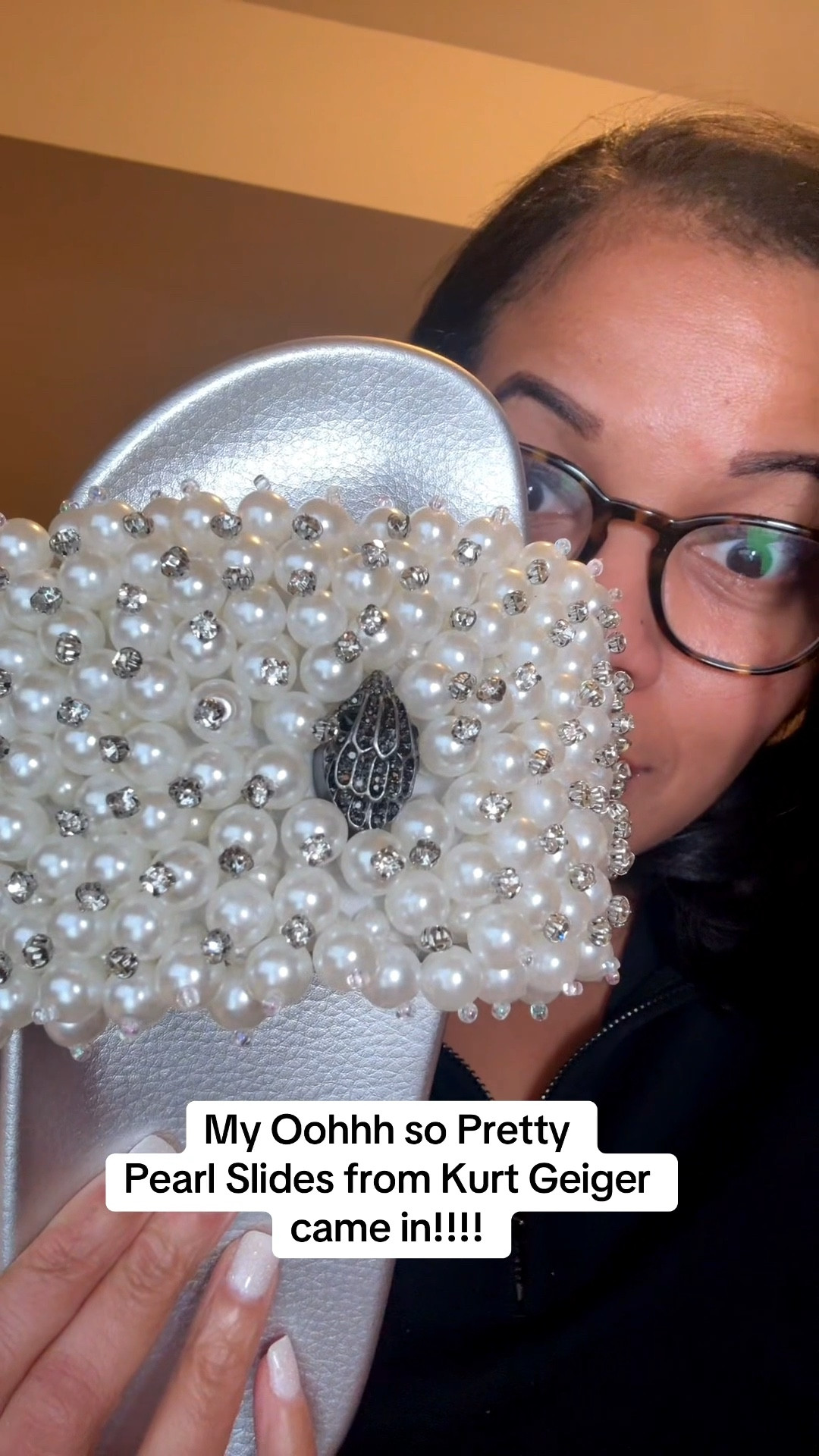 My Pearl Slides came in!!!! I am obsessed!!!! #courthousecouture #alphakappaalpha #alphakappaalpha💕💚 #aka1908 #aka1908💗💚 

#LTKgrwm #LTKTravel #LTKstorytime