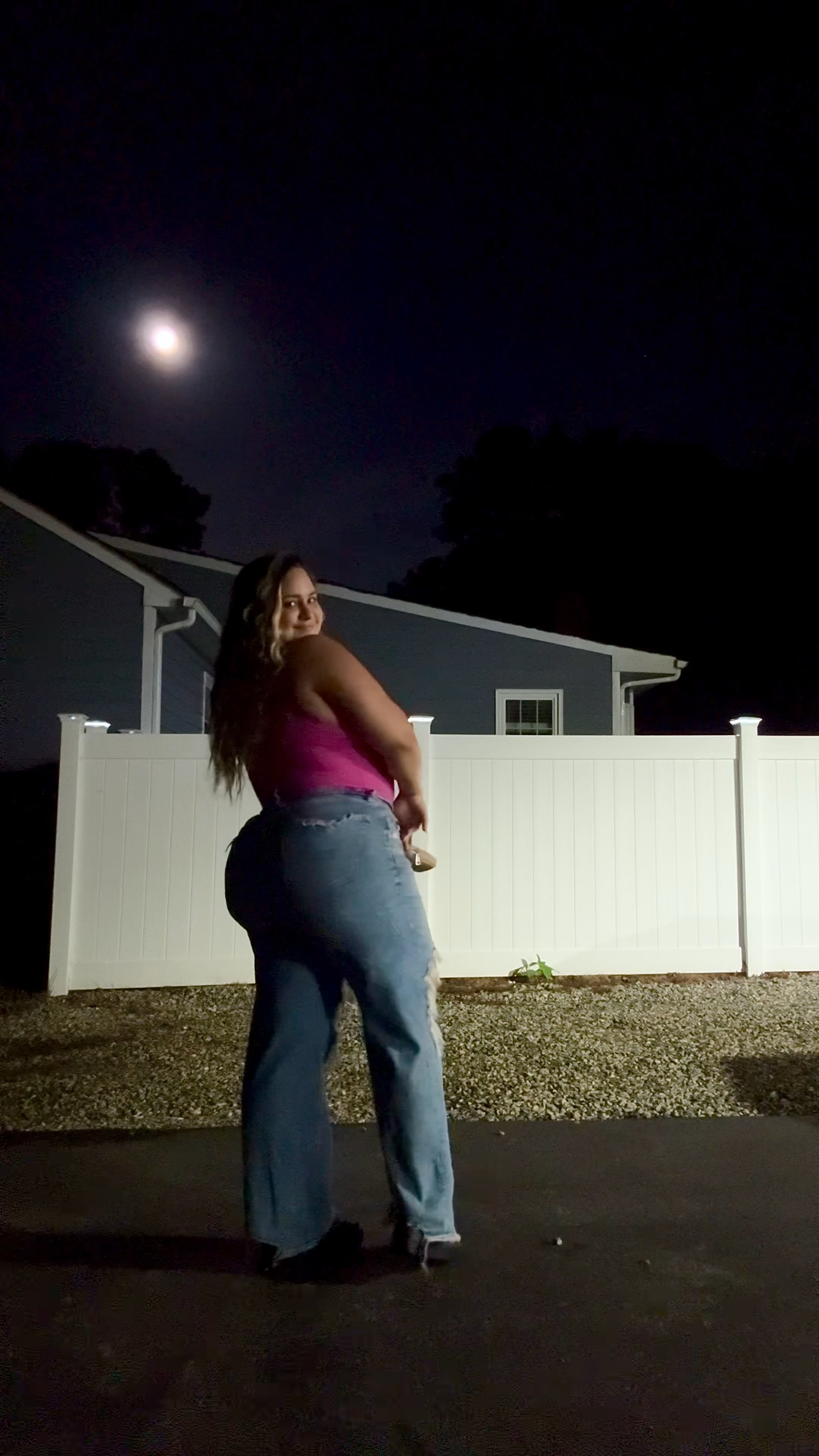 Bodysuit size 3XL
Jeans size 14 

#shapewear #fullbust 

#LTKStyleTip #LTKPlusSize #LTKMidsize