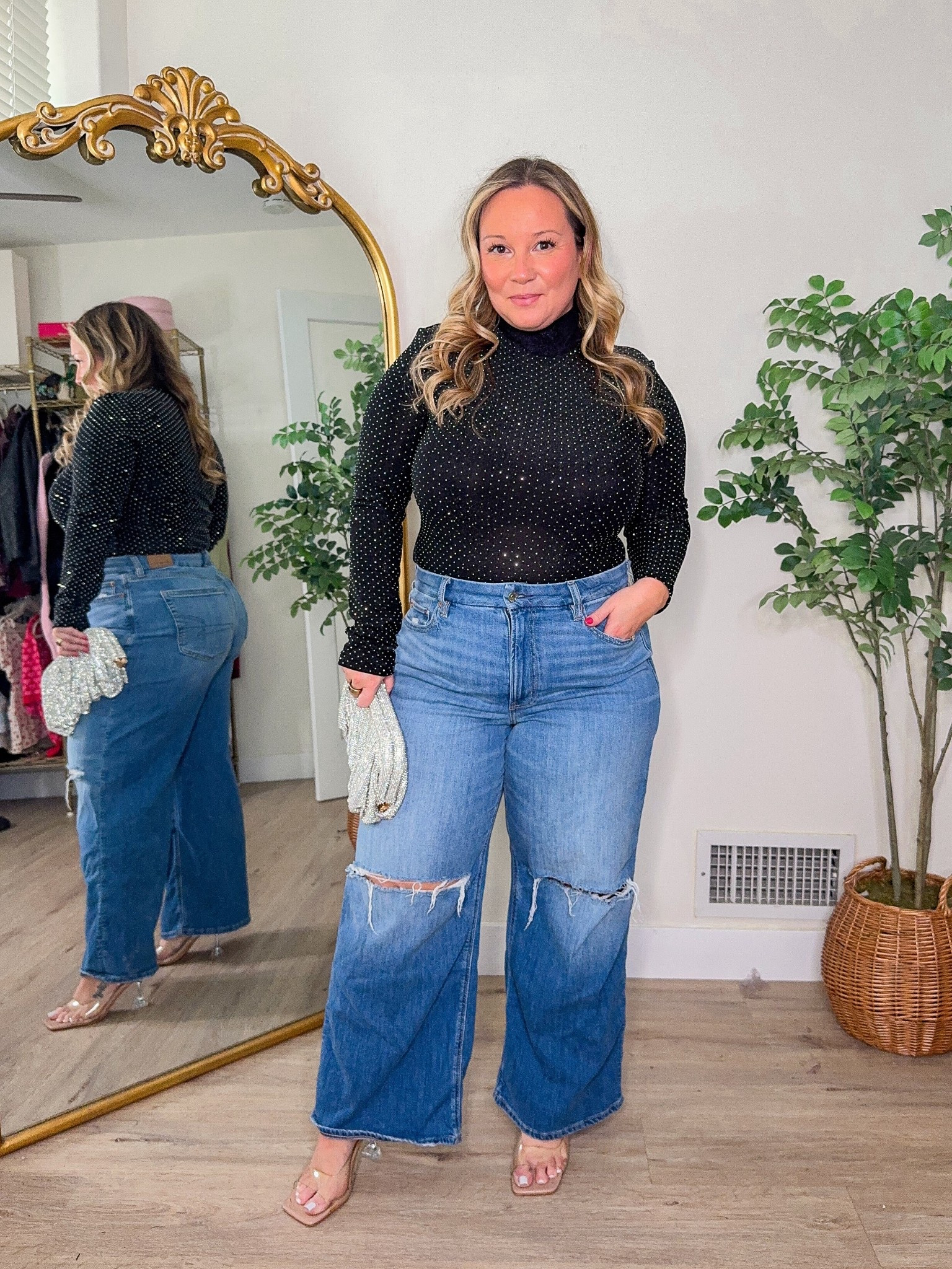 Date night outfit 
Amazon sparkly bodysuit size XL 
Jeans size 14 SHORT 

Valentine’s Day outfit, American Eagle, Amazon fashion, Amazon finds, petite style, jeans, denim, spring outfit, Vegas outfit 

#LTKValentine #LTKMidsize #LTKPetite