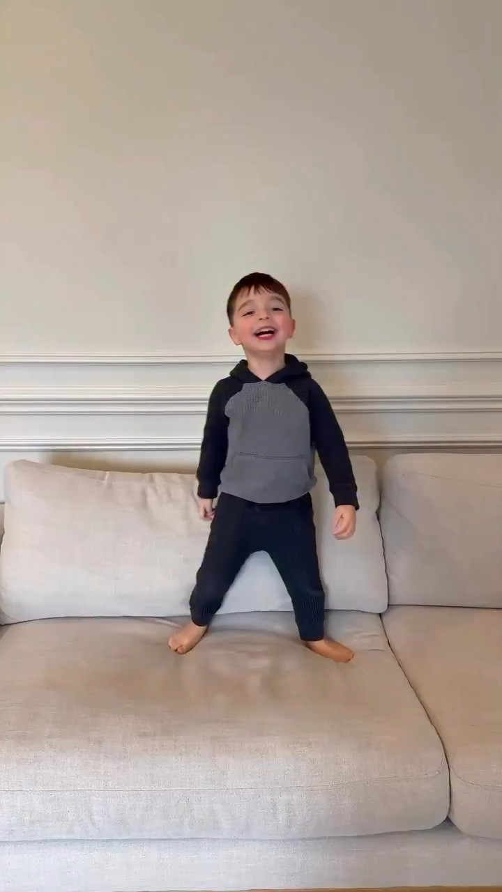 Couch: 1 year old
Toddlers: undefeated.

I finally took a fabric shaver + handheld steamer to our couch and the amount of fuzz, pilling, crumbs, and mystery toddler debris that came off… honestly offensive.

This couch is basically brand new (we moved in a year ago) but apparently toddlers believe couches are for snacks, wiping hands, and full-contact gymnastics.

But look at her now. Smooth. Fresh. Respectable again after a little deep cleaning and fabric de-pilling.

…until approximately 3:14pm when my kids redecorate it with yogurt and Goldfish.

Mom life. Clean the couch, admire it for five minutes, repeat.

I linked the fabric shaver and clothes steamer I used for this couch cleaning in my LTK because if you have kids, pets, or a fabric sofa that’s starting to pill, this combo actually works.

#couchcleaning #cleaningtips #cleaninghack #fabricshaver #momhacks @amazon @amazonhome @amazoninfluencerprogram