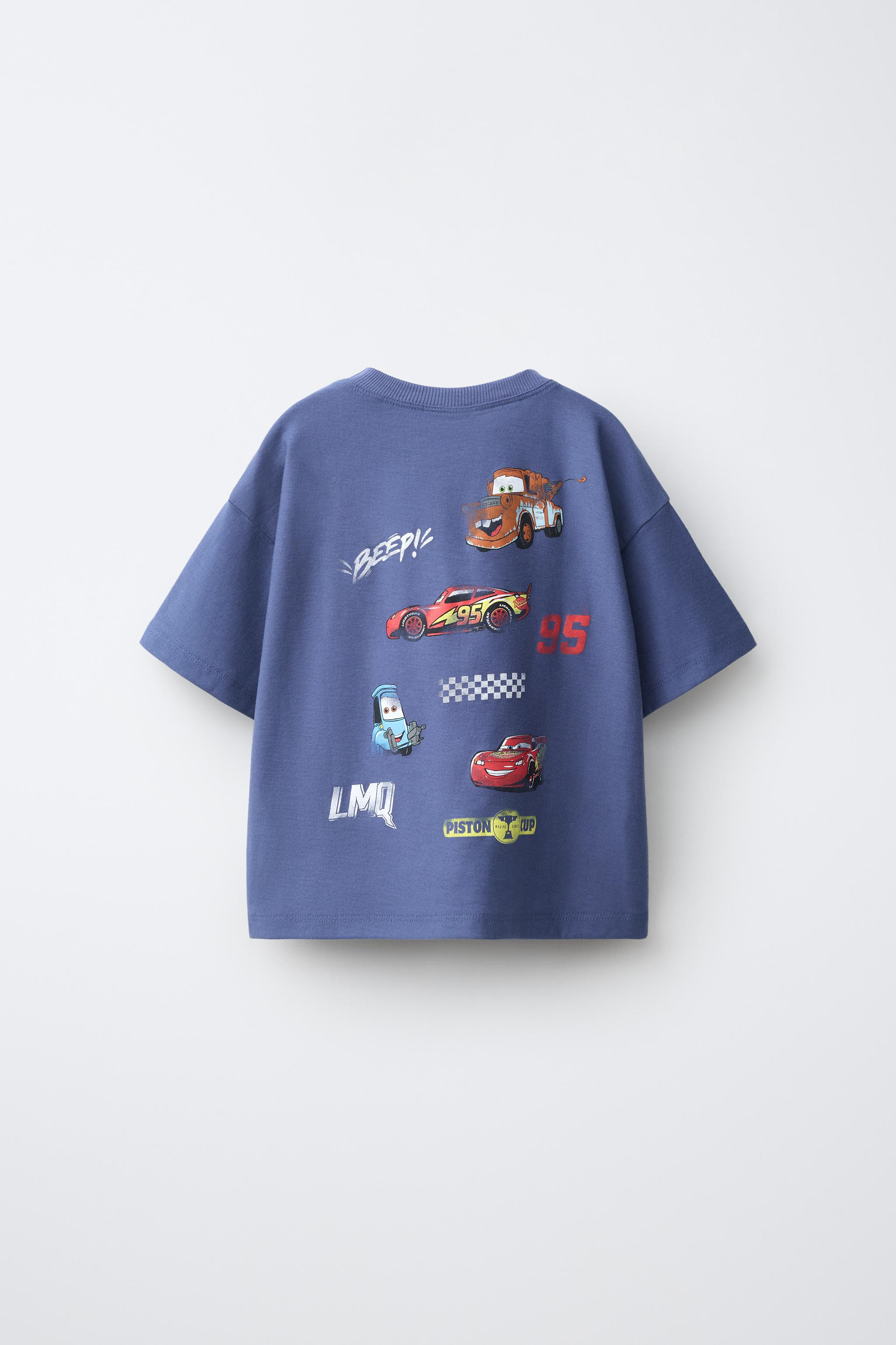 T-Shirt mit Rundhalsausschnitt und kurzen \u00c4rmeln. Cars Lightning McQueen \u00a9 Disney/Pixar... | Zara DE