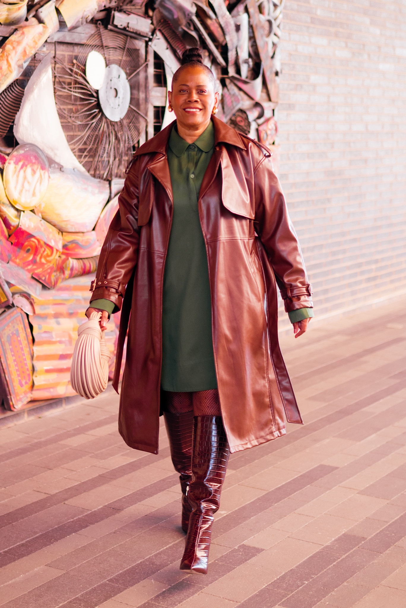 Bringing some trench chic to the streets 💫🤎

#LTKfindsunder100 #LTKSeasonal #LTKstyletip