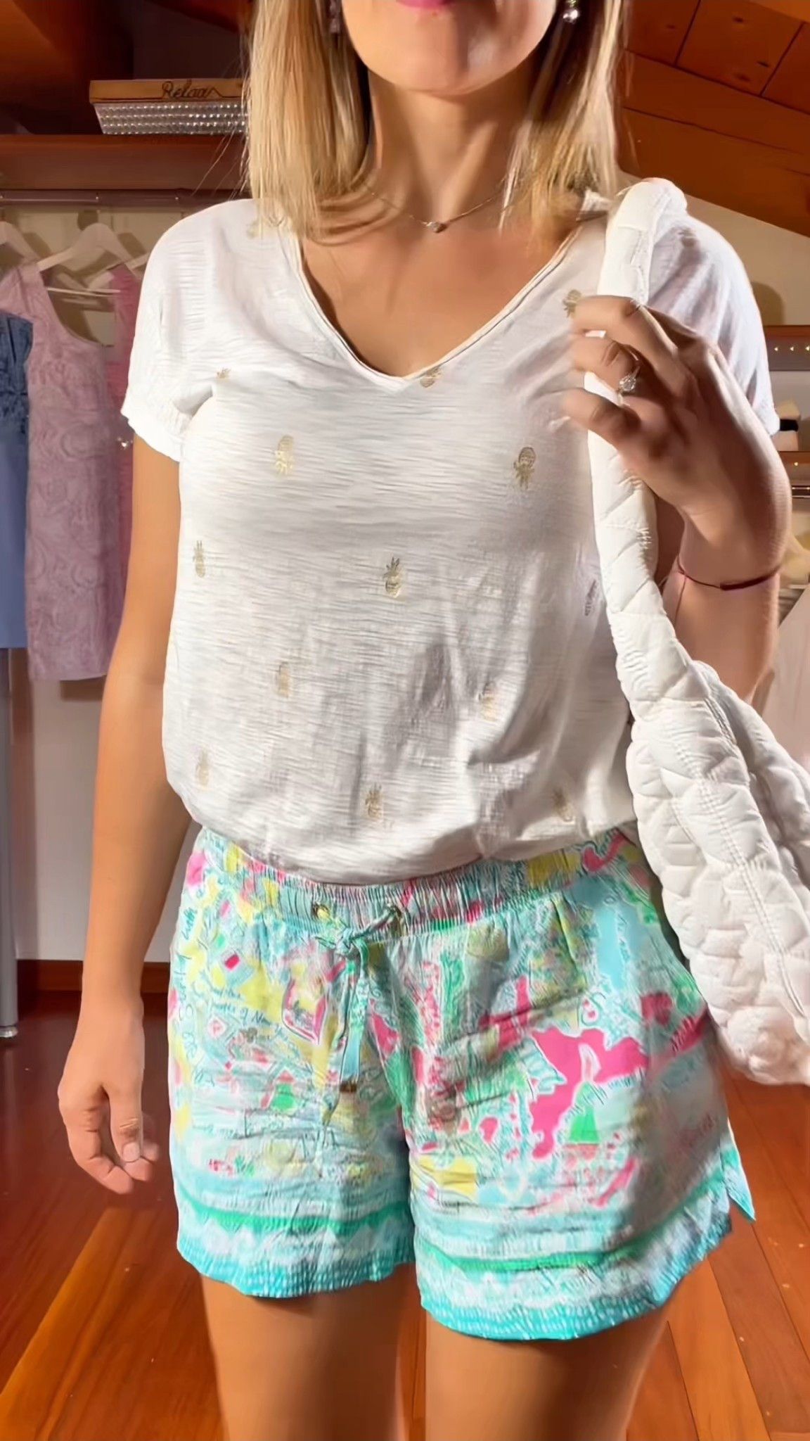 Caribbean cruise capsule 
4. White Tee + Vibrant Lilly Shorts + Quilted White Purse
	•	Where to Wear: Casual lunch on the ship, pool deck strolling, or walking through port towns.
	•	Why: Chill, comfortable, but still put-together and colorful.

#LTKFindsUnder50 #LTKFindsUnder100 #LTKStyleTip