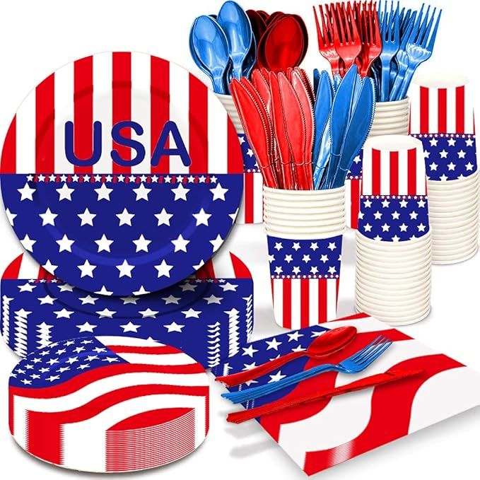 Patriotic Party Supply - 2022 4th of July Party favor Tableware Set, 150 PCS American Flag Dispos... | Amazon (US)