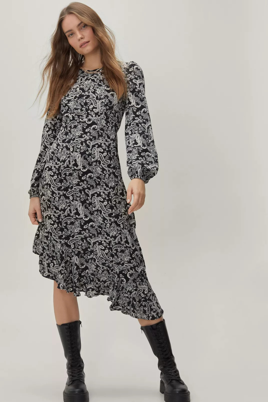 Paisley Printed Midi Smock Dress | Nasty Gal (US)