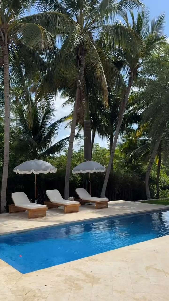 Pool Day🩵 

 #LTKSeasonal #LTKHome #LTKStyleTip