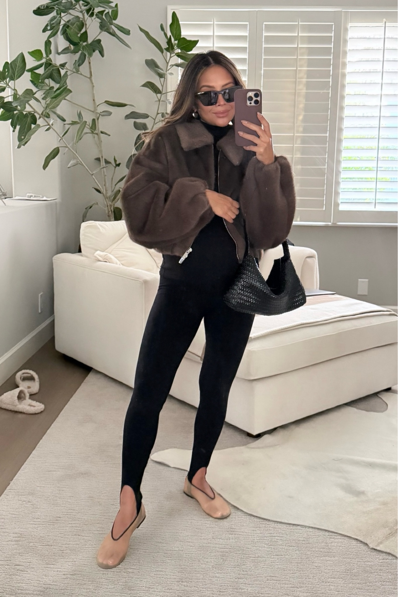 Winter weekend outfit
Jacket - XS
Top - XS
Leggings - XS maternity but also linked non maternity


Stirrup leggings, all black outfit, bump style



#LTKFindsUnder100 #LTKSeasonal #LTKStyleTip