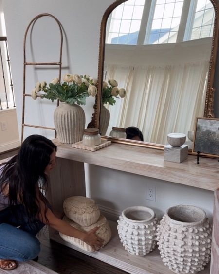 AMAZON FIND ✨🙌🏼

I am loving in my home! This set of woven baskets with scalloped lids look so designer inspired but for less! They give me Serena and Lily feels and coastal vibes. I just adore them! 

could be used:
+ in an entryway
+ bathroom
+ built-ins
+ console tables

when extra storage is also beautiful and decorative it’s a win-win 🤗 linked em in my bio!



#LTKHome #LTKSeasonal #LTKFindsUnder50