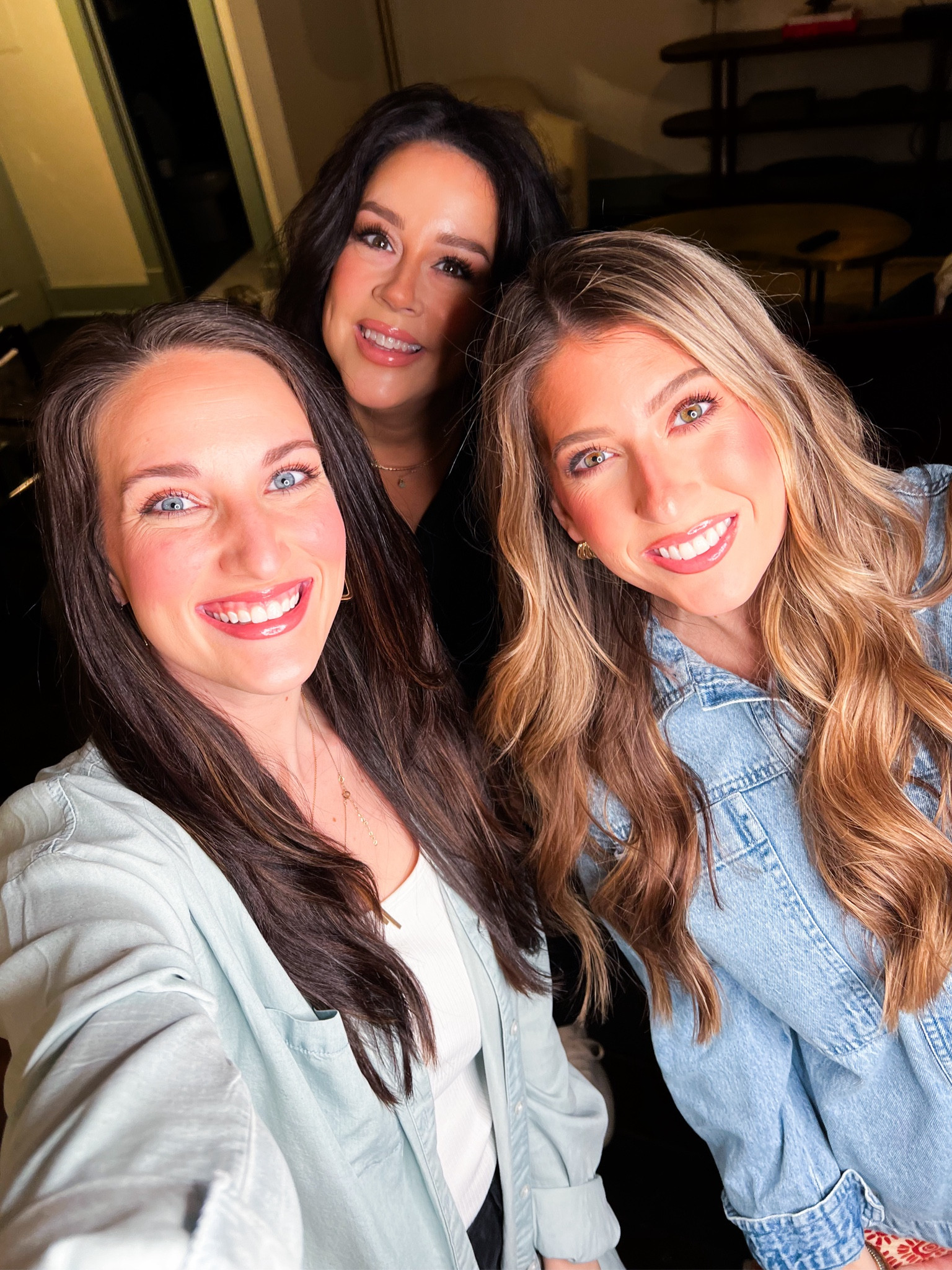 “Find a group of people who challenge and inspire you, spend a lot of time with them and it will change your life.” Amy Poehler


#LTKbeauty #LTKworkwear