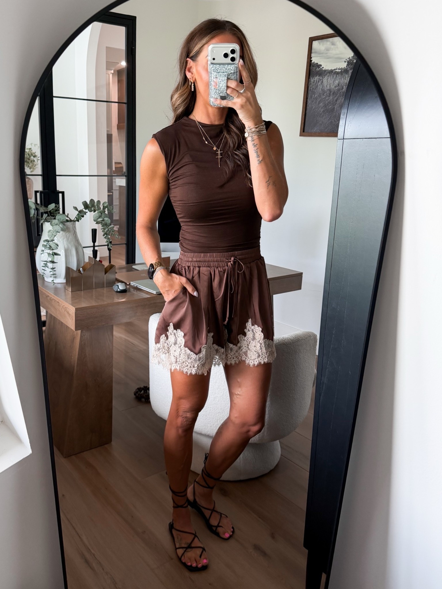 Use code JESSA40

Top-small
Shorts-small
Sandals-tts

#LTKootd #LTKSaleAlert #LTKTall