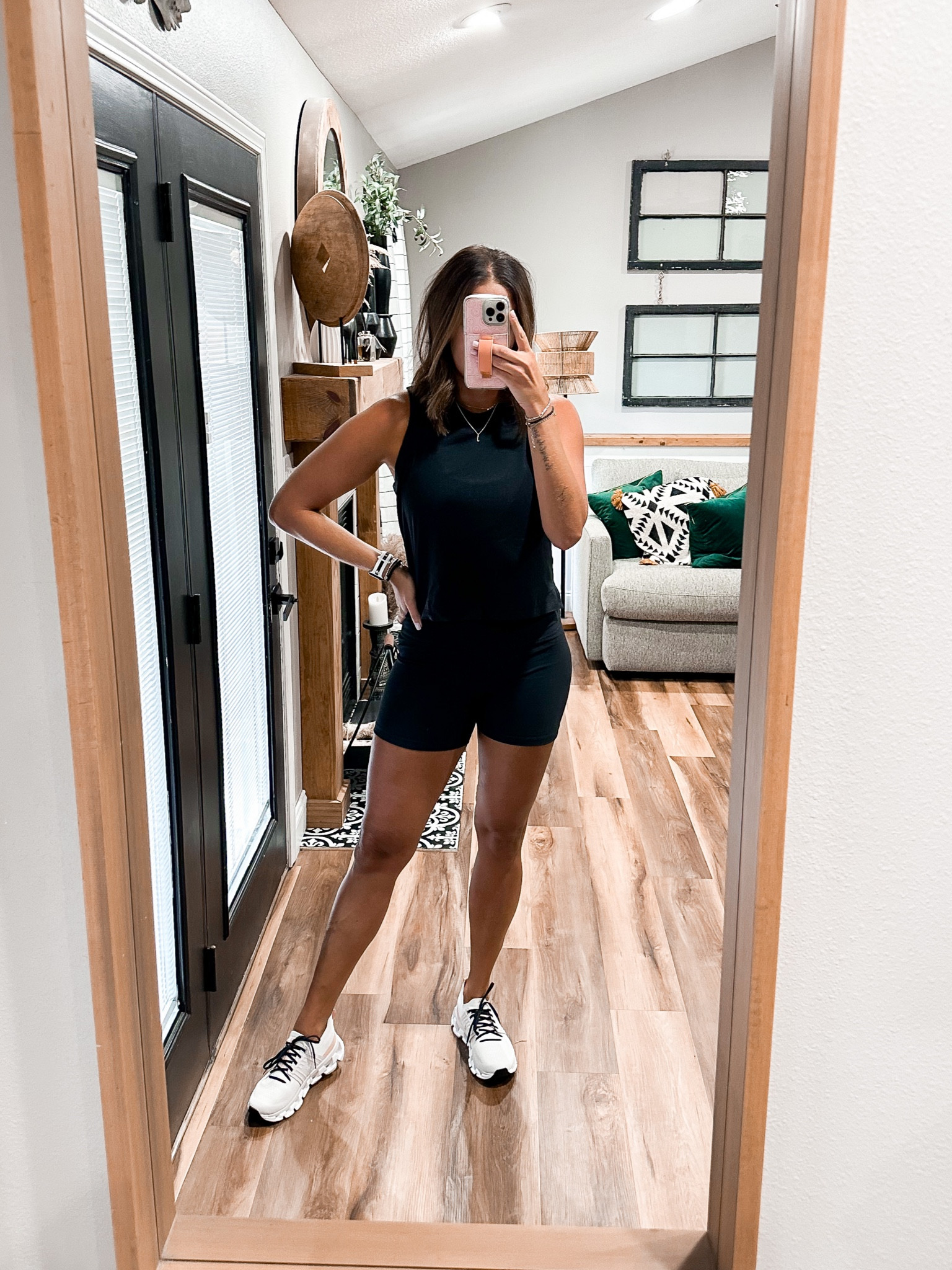 Tank-8
Ribbed Biker Shorts-medium
Sneakers-8


#LTKshoecrush #LTKstyletip #LTKFitness