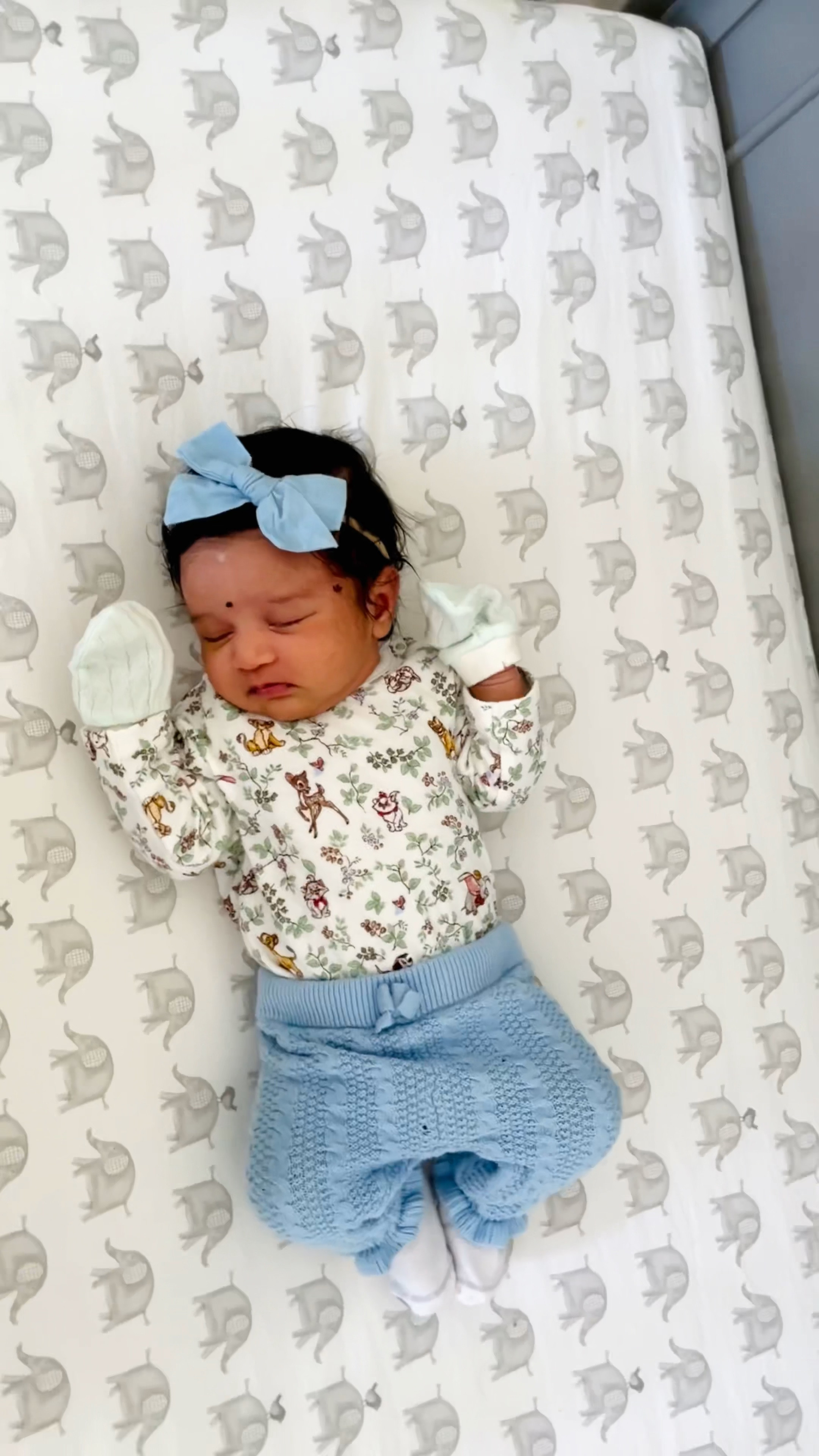 Newborn baby girl outfit, newborn baby girl clothes and accessories, Janie and Jack baby girl favorites 

#LTKBump #LTKBaby #LTKFamily