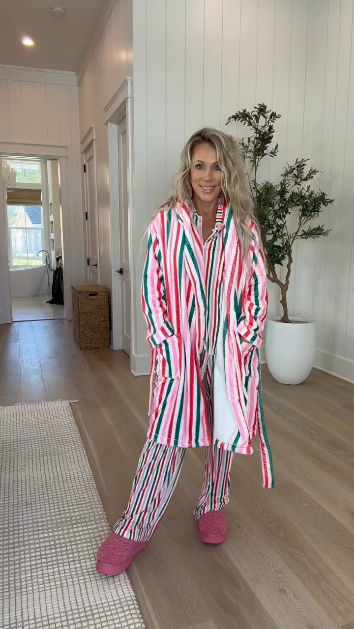 Use code KATIES to get 20% off your order! 

Christmas pajamas - sleepwear

#LTKSeasonal #LTKHoliday #LTKVideo