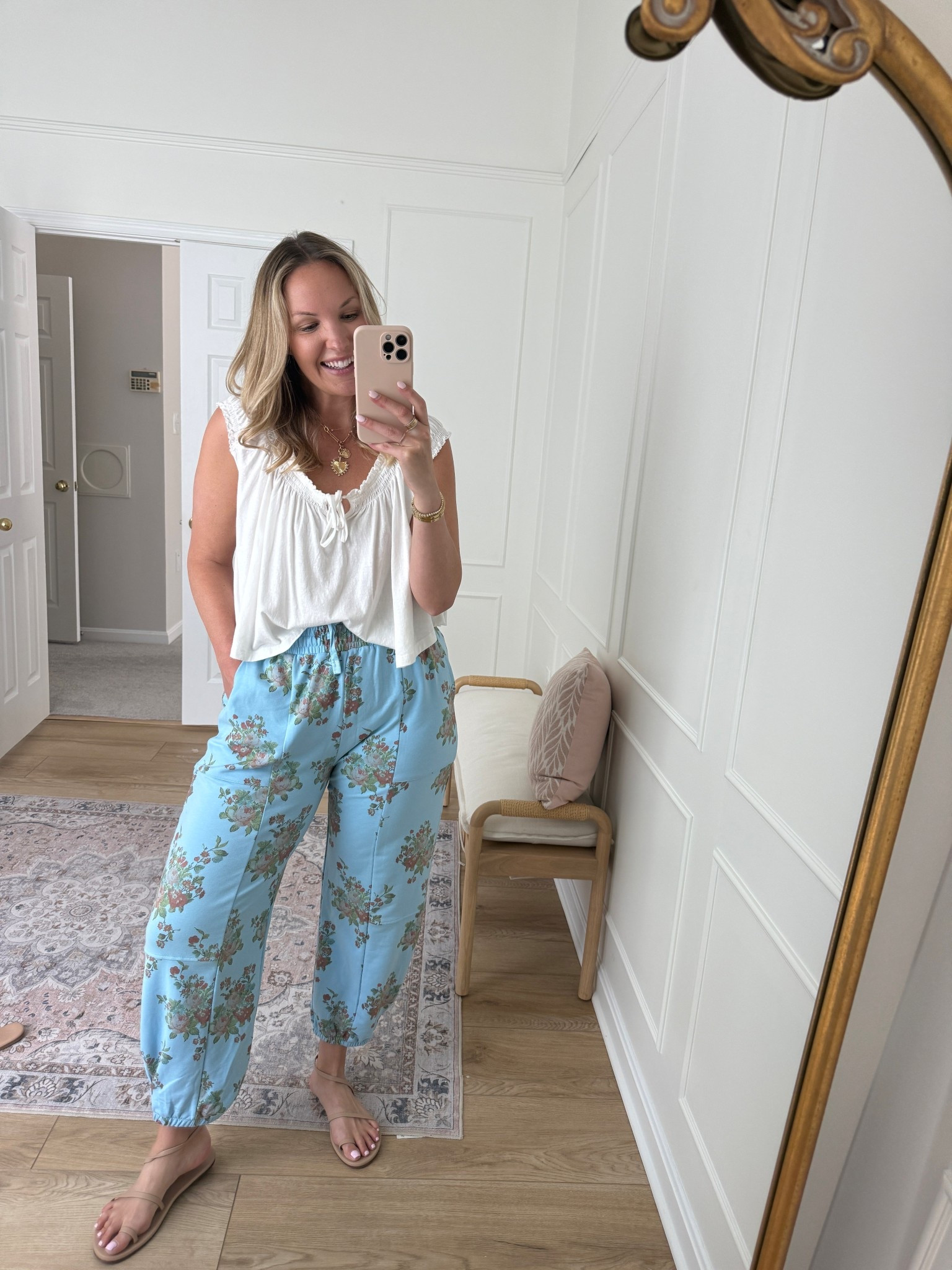 Floral sweatpants - casual outfit - lounge wear - med top and large pants 