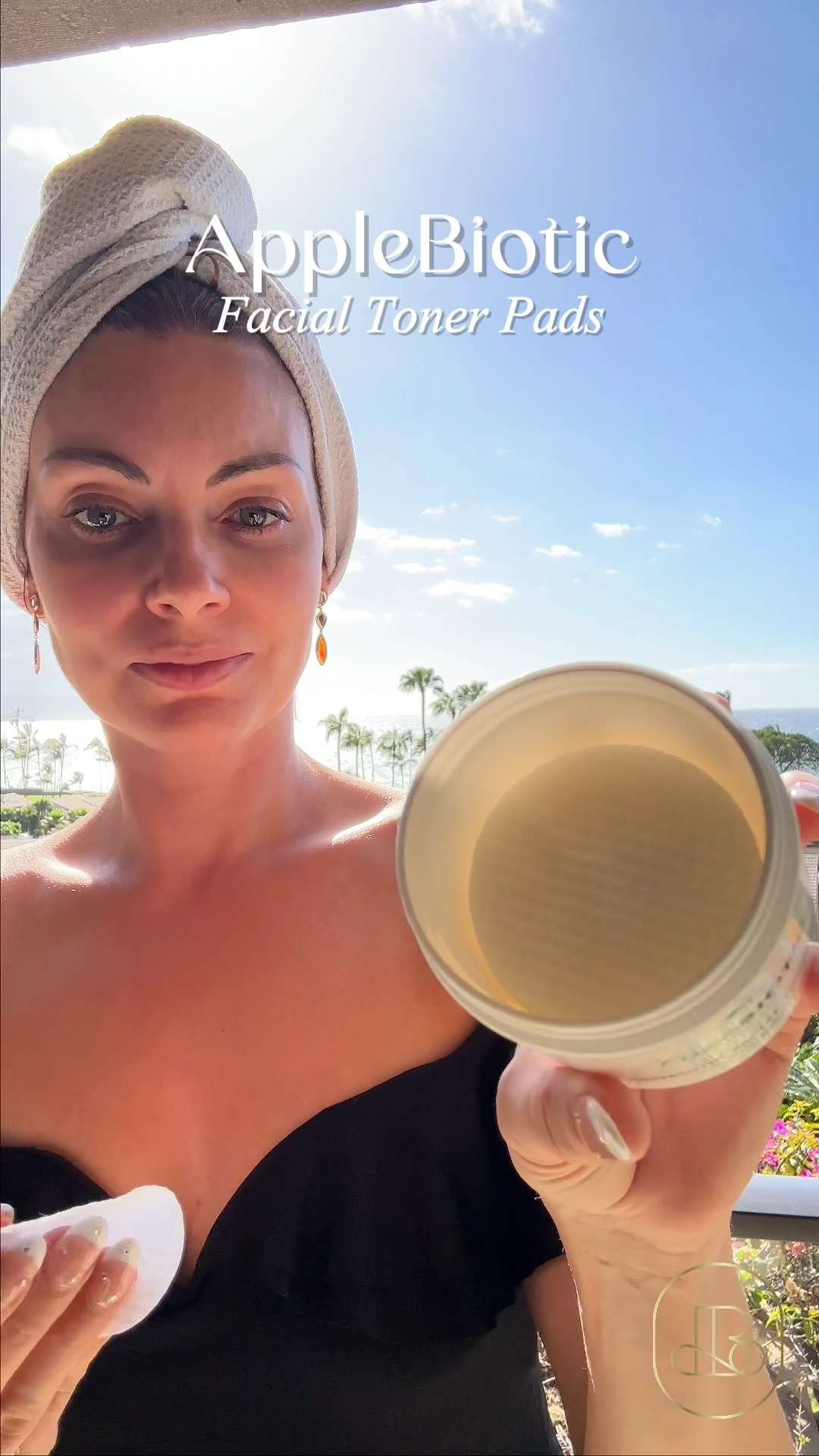 These toner pads have become such an easy step in my skincare routine 🍎✨ The AppleBiotic Toner Pads leave my skin feeling clean, smooth, and refreshed without dryness 🌿 Perfect for quick mornings or post-workout refreshes. #LTKBeauty #LTKFinds #AppleBiotic #SkincareFavorites #TonerPads #TonerPadLove #SkincareRoutine #EverydaySkincare #GentleExfoliation #CleanBeauty #FreshSkin #AmazonBeauty #AmazonFinds 

#LTKgrwm #LTKFindsUnder50 #LTKBeauty