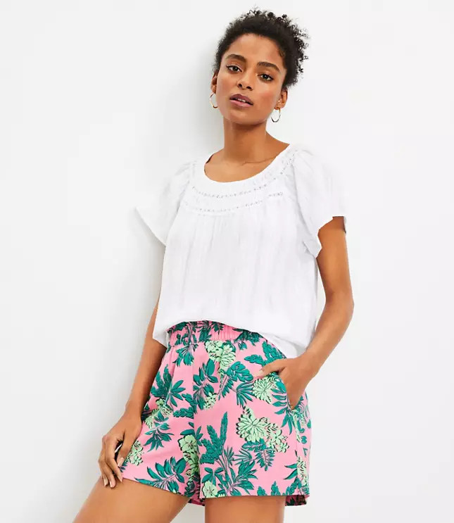 Fluid Pull On Shorts in Palm | LOFT
