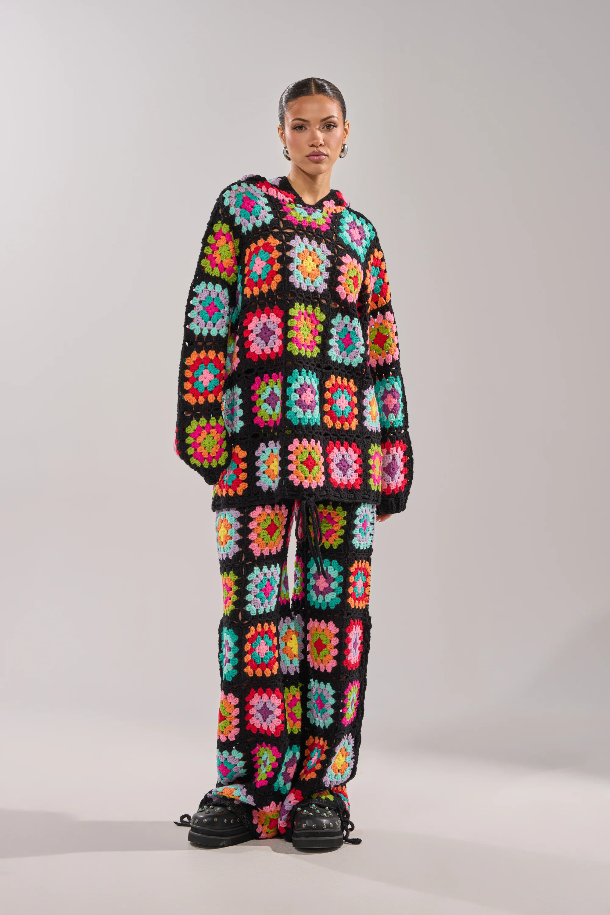FESTIVAL GIRLY OVERSIZED CROCHET SWEATSHIRT IN MULTI | AKIRA