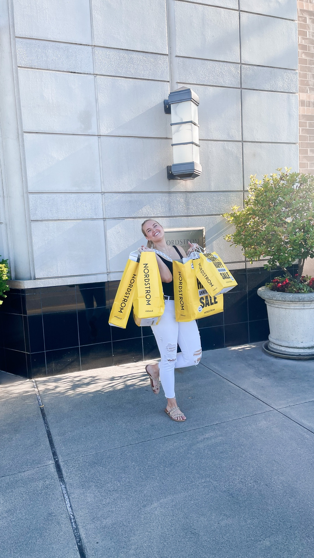 Rounding up @nordstrom anniversary sale wish list

#LTKSaleAlert #LTKootd #LTKmomlife
