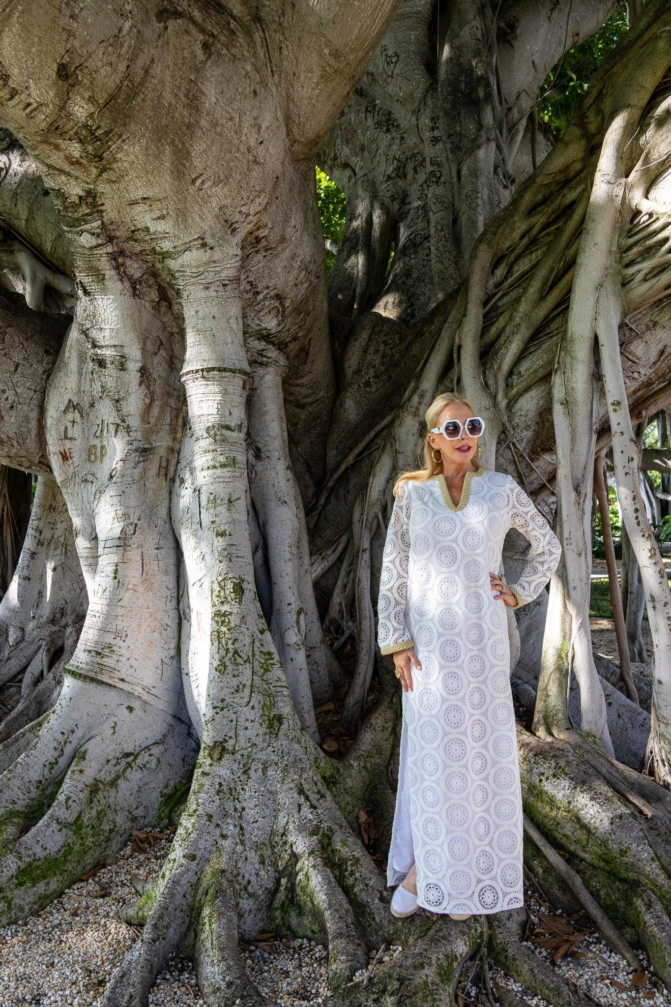 The Jet Setter Eyelet Caftan | Sail to Sable