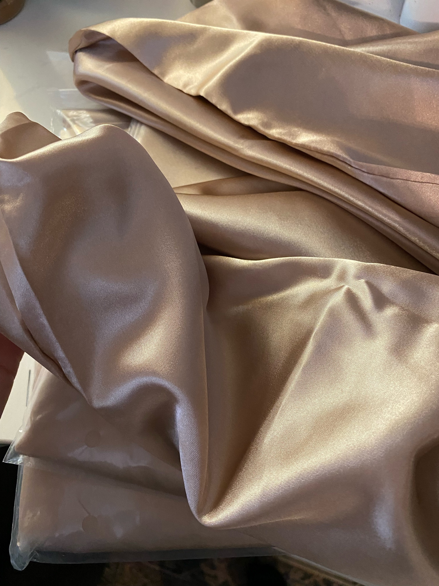 Set of two satin pillowcases 
Shein, Target 

#LTKGiftGuide #LTKhome #LTKbeauty