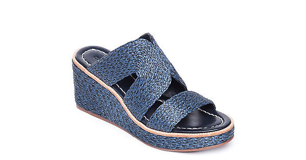 Kaia Wedge Sandal | DSW