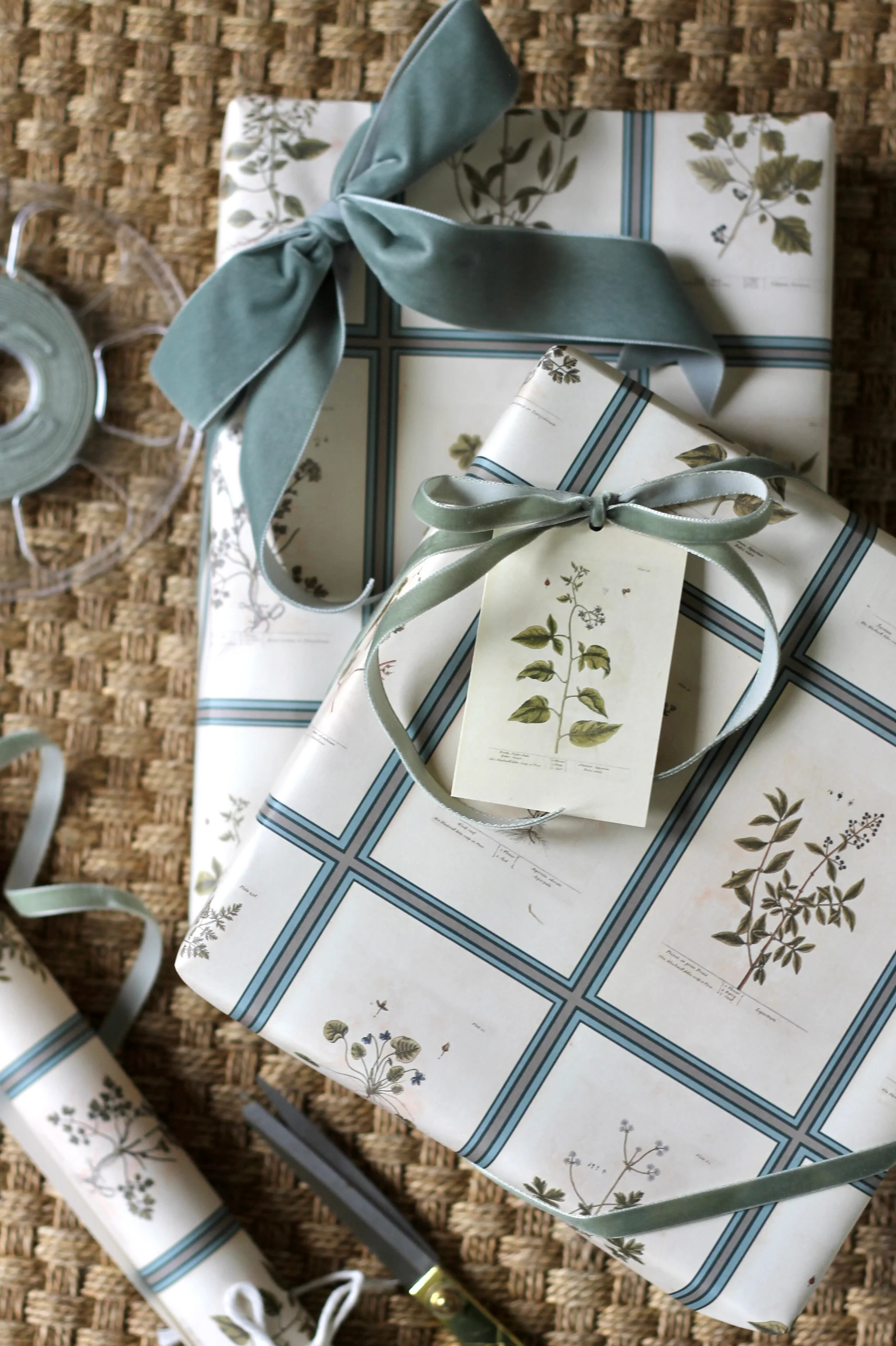 Antique Botanical Wrapping Papers - 4 sheets | JSH Home Essentials