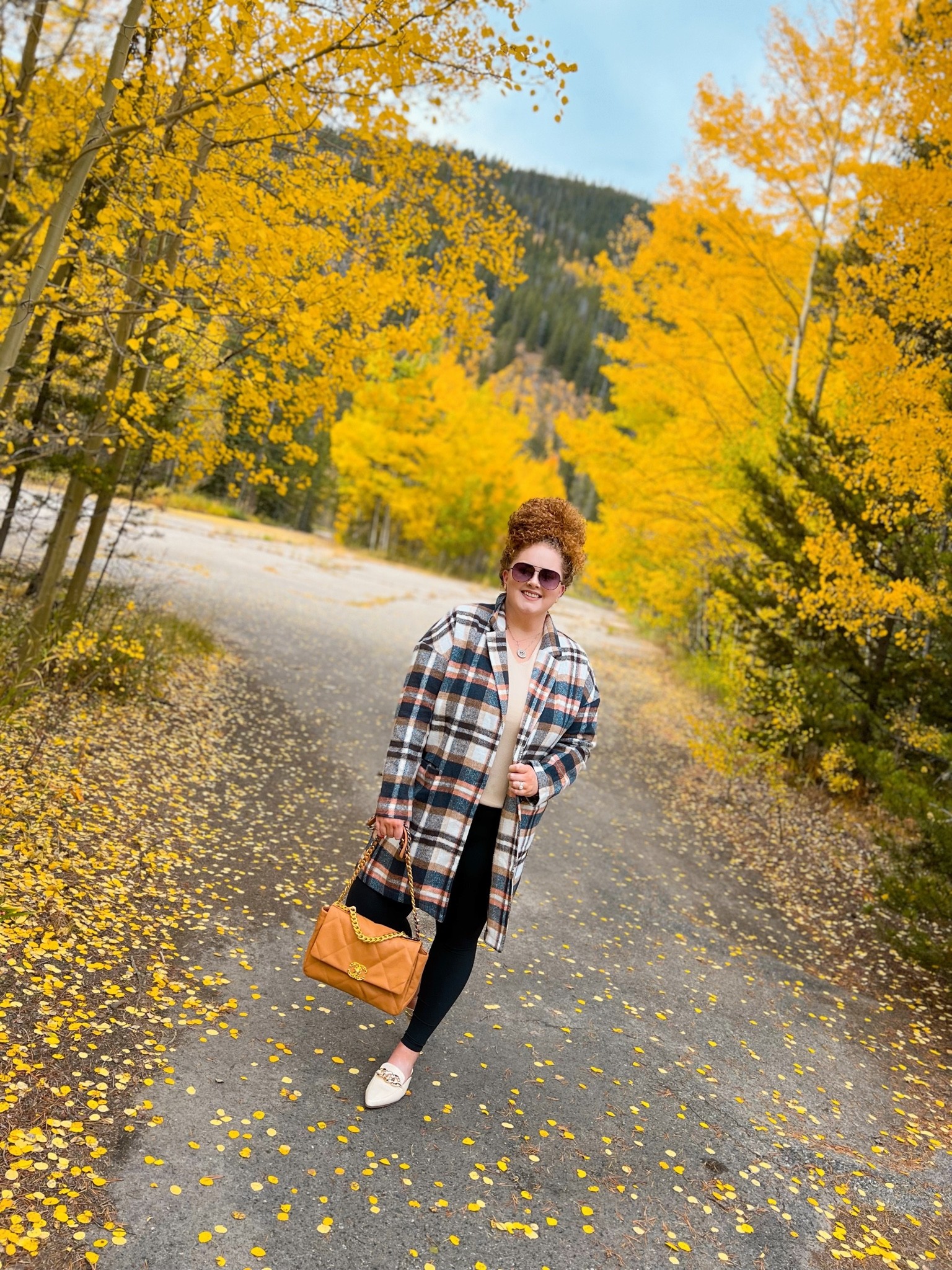 This coat is one of my fav amazon finds 😍🍂

#LTKstyletip #LTKcurves #LTKSeasonal