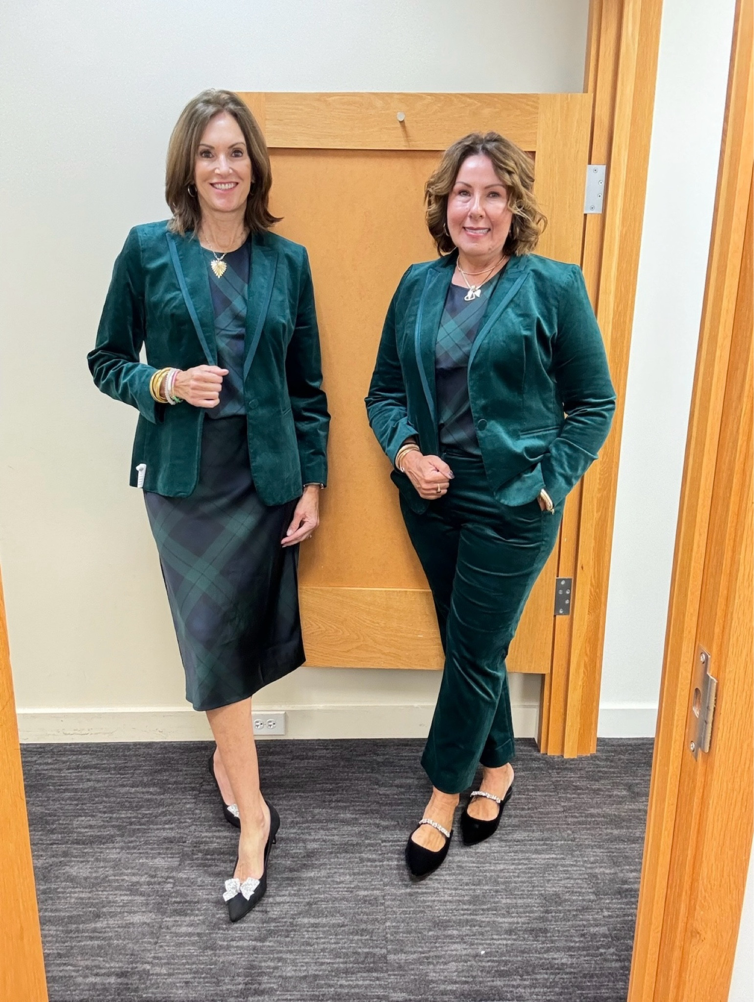 Holiday outfit inspo!

Styling tip - Fall fashion - Outfit inspo - Easy outfit - Mom looks - Fashion over 40 - holiday looks - workwear

#LTKWorkwear #LTKSeasonal #LTKStyleTip