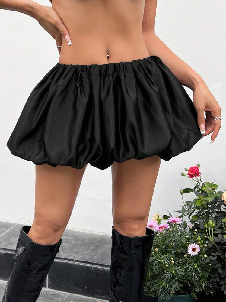 SHEIN ICON Y2k Spring Solid Color Low Waist Pleated Bubble Mini Skirt,Ladies Casual,Sexy Ruffle Hem Mini Regular Fit Ultra Low Waist Black Plain Women Skirts,Spring/Summer,Casual Daily Wear | SHEIN