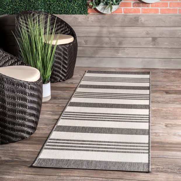 Light Gray Regency Stripes Indoor/Outdoor 2' x 3' Area Rug | Rugs USA