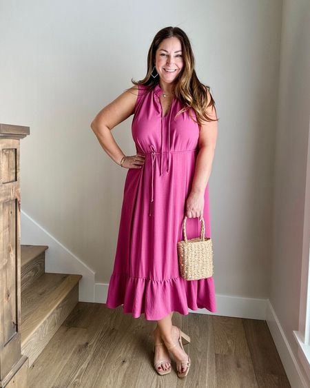 Pink spring dress

Use fade RYANNE10 for 10% off Gibsonlook items

Fit tips: Dress size down if in-between wearing L

Spring  spring fashion  women's fashion  spring trends  pink dress midi dress  summer outfit inspo

#LTKstyletip #LTKSeasonal #LTKmidsize