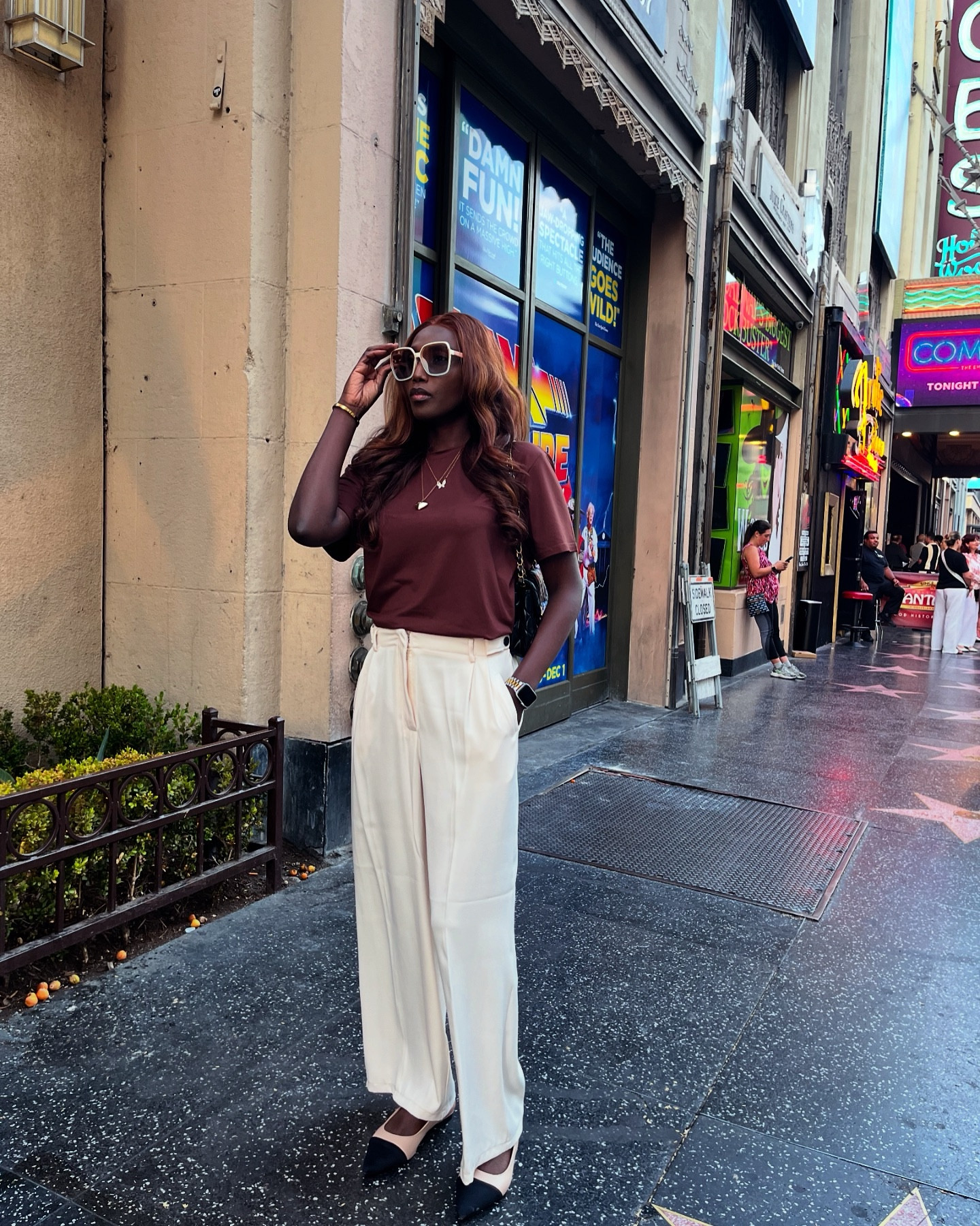 I forgot to wear a belt on this day! And I have been reluctant to post it…..but! I finally decided to post it because “I love the person in the picture” and my “Steeze” still remains 💯% 🤓
.
.
.
.
.
.
.
.
.
.
.
.
.
.
.
.
.
.
.
neutral outfit, casual outfit ideas, French style, workwear outfit, work wear looks, chic style , old money outfit, wide leg pant outfit, wide leg trouser outfit

#casualoutfits #fitcheck #outfitrepeater #wardrobestaples #layering #pinterestaesthetic #everydayoutfit #outfitoftheday #dailyoutfits #minimalstyle #casualootd #transitionaloutfits #dailyreels #parisianstyle