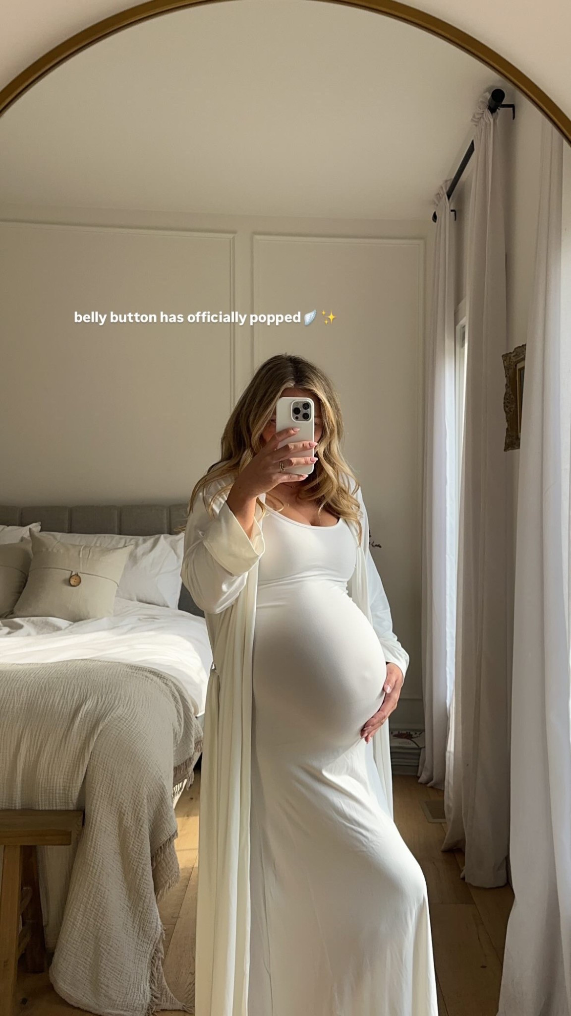 this set makes me feel like an angel, it’s soo soft & comfy!! wearing size small in dress and XS in robe, both super stretchy! one thing to note is straps aren’t adjustable on dress so if you’re tall I’d recommend sizing up (I’m 5’4” for reference)!

#LTKmaternity