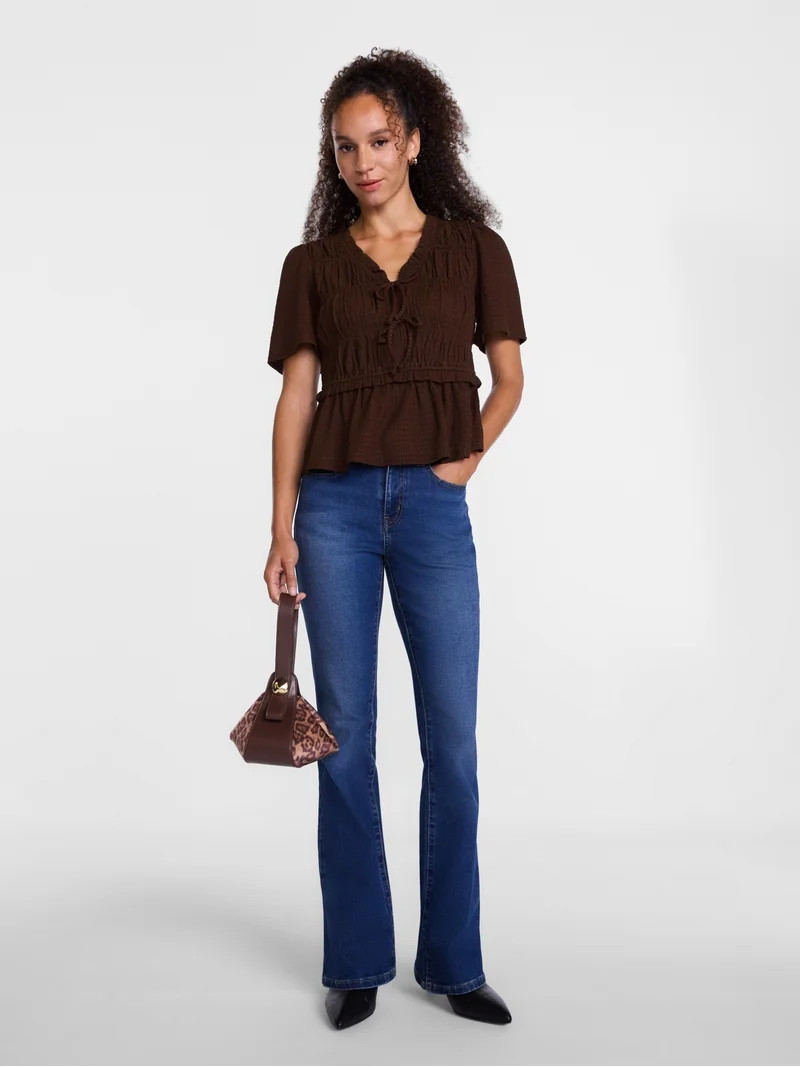 Scenario Women's and Women's Plus Textured Tie Front Top, Sizes XS-4X | Walmart (US)