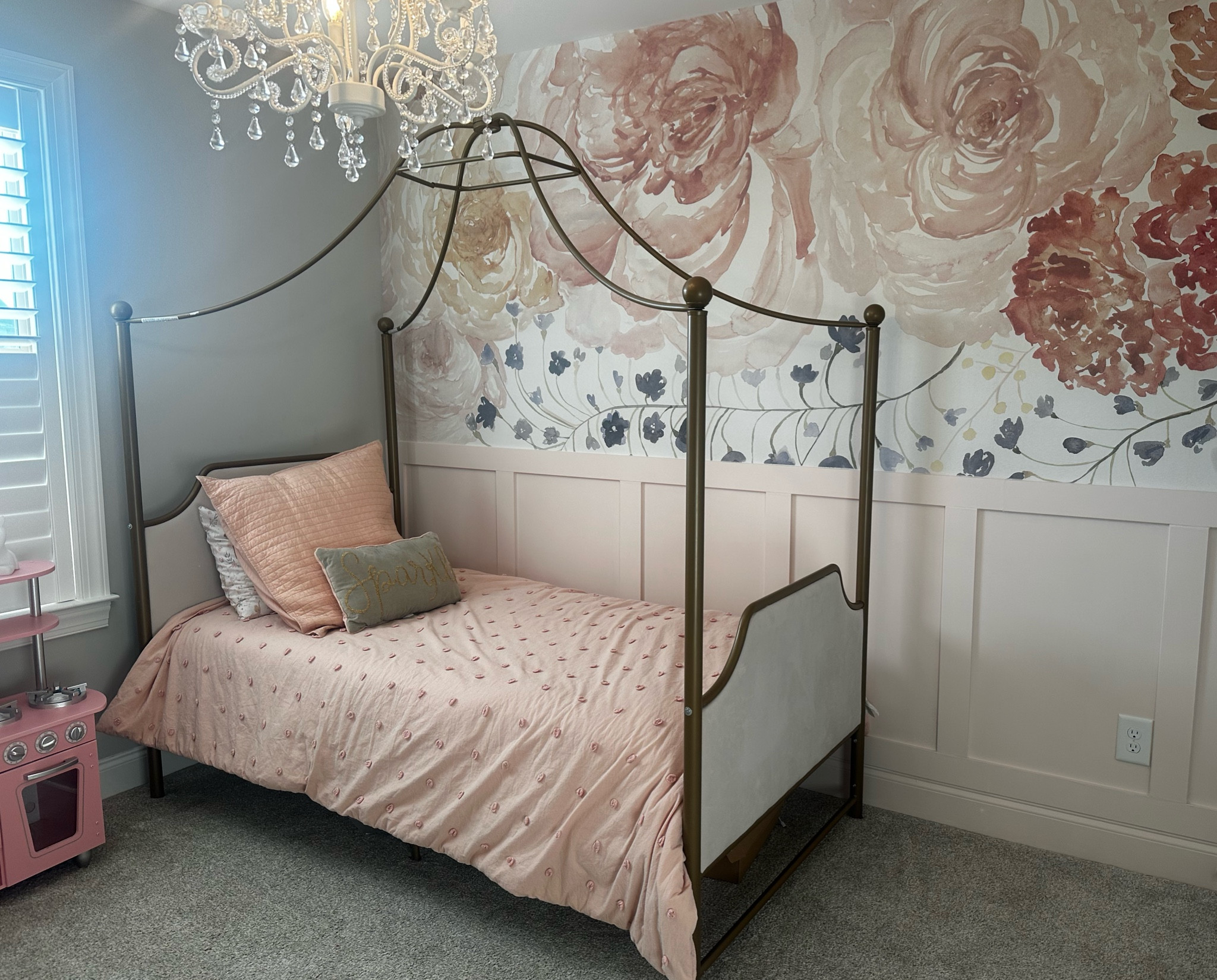 Little sister’s room glow up! Loving how this Wall Blush accent wall turned out! All bedding is included here!

#LTKhome #LTKkids #LTKbaby