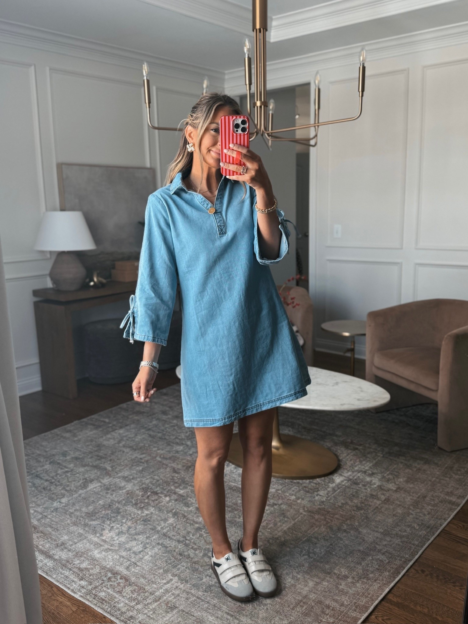 The sweetest denim dress with adorable bows details on the sleeves. 

#LTKTravel #LTKValentine #LTKootd