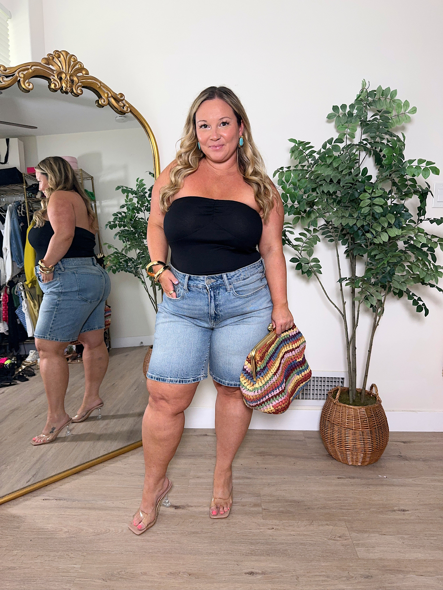 this outfit is an essential for Summer!!

Wearing 00/10 in both🫶



Summer outfits, tube top, jean shorts, jorts, bag, coach, dad shorts, shelli enright, stylenright 

 #LTKootd #LTKMidsize #LTKPetite
